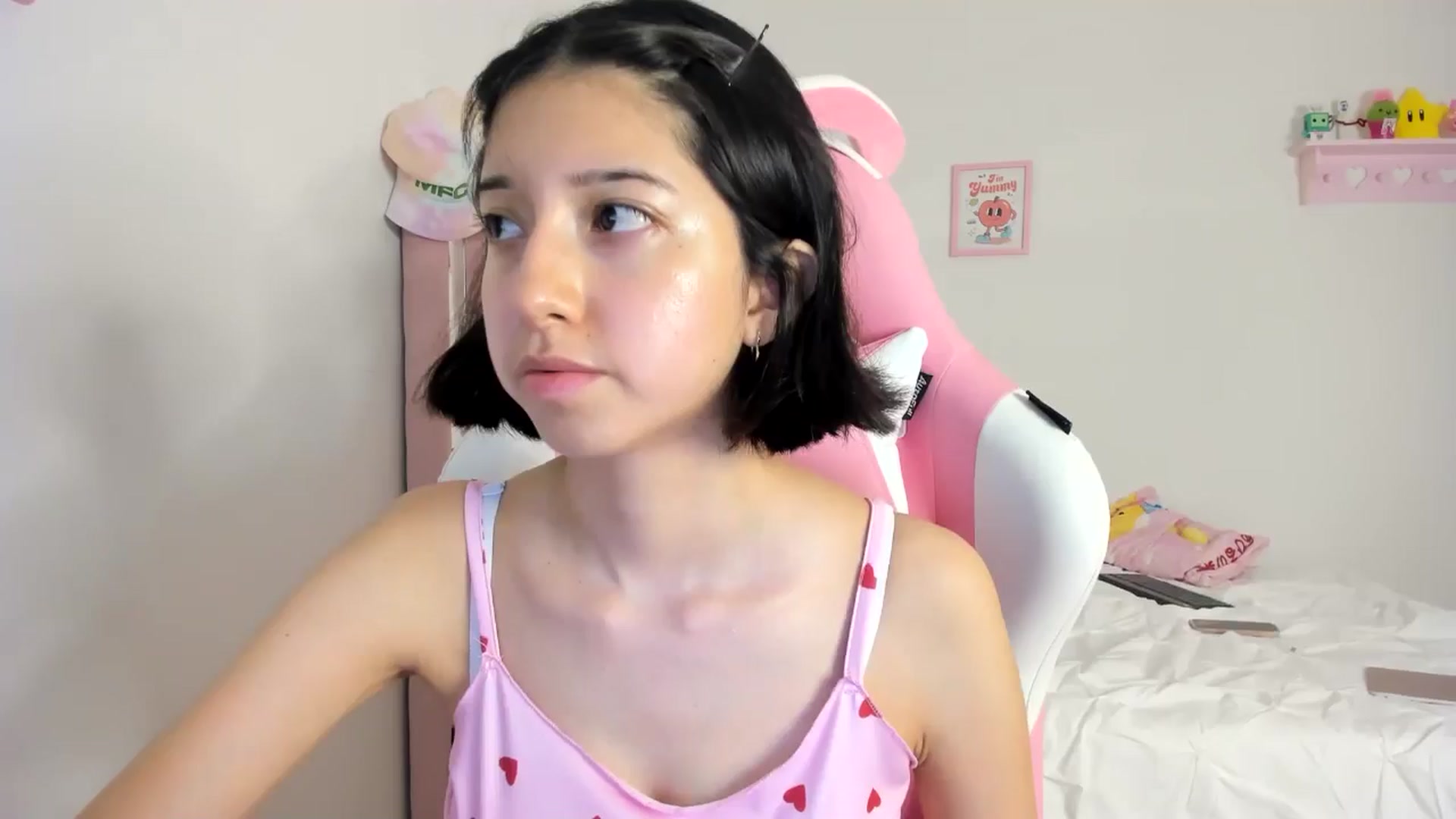 Gallery image thumbnail from Cherrycute666's myfreecams stream on, 05/30/2024, 23:01 image 5 of 20
