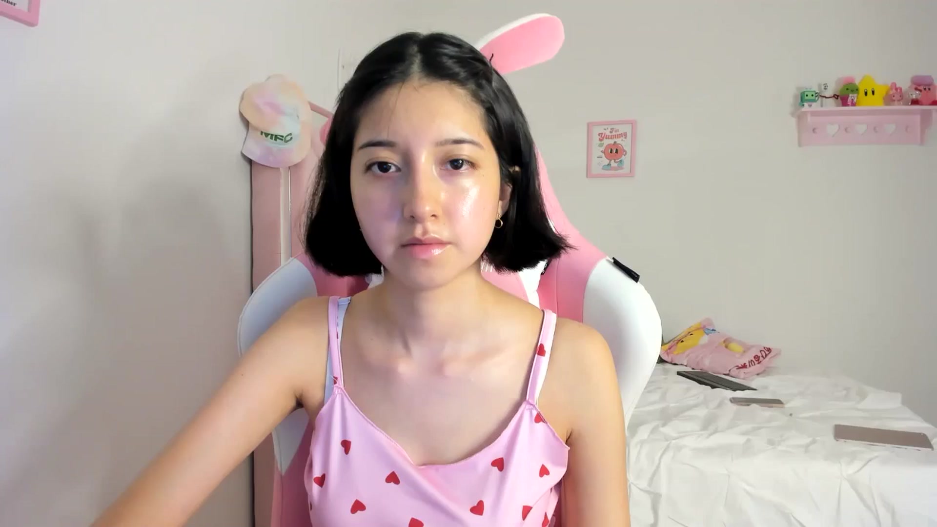 Gallery image thumbnail from Cherrycute666's myfreecams stream on, 05/30/2024, 23:01 image 17 of 20