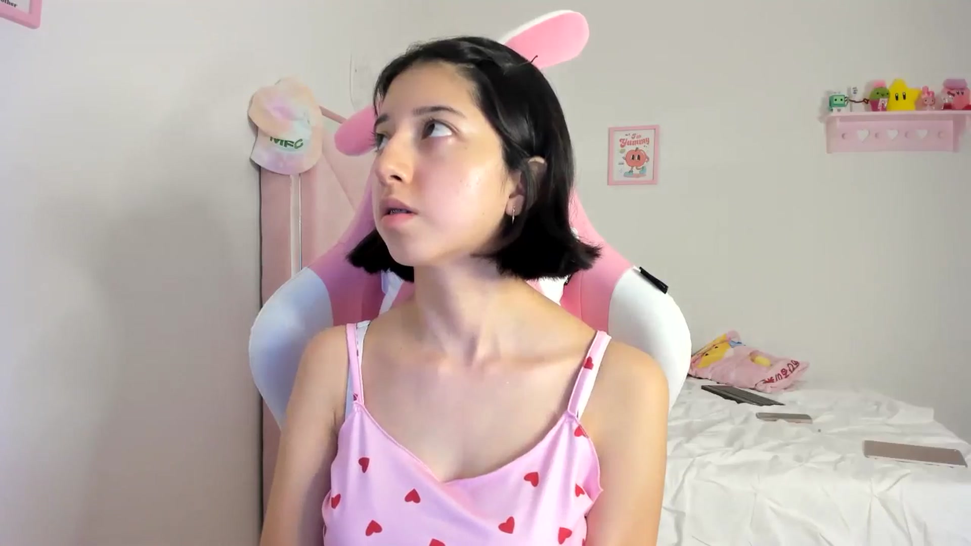 Gallery image thumbnail from Cherrycute666's myfreecams stream on, 05/30/2024, 23:01 image 16 of 20