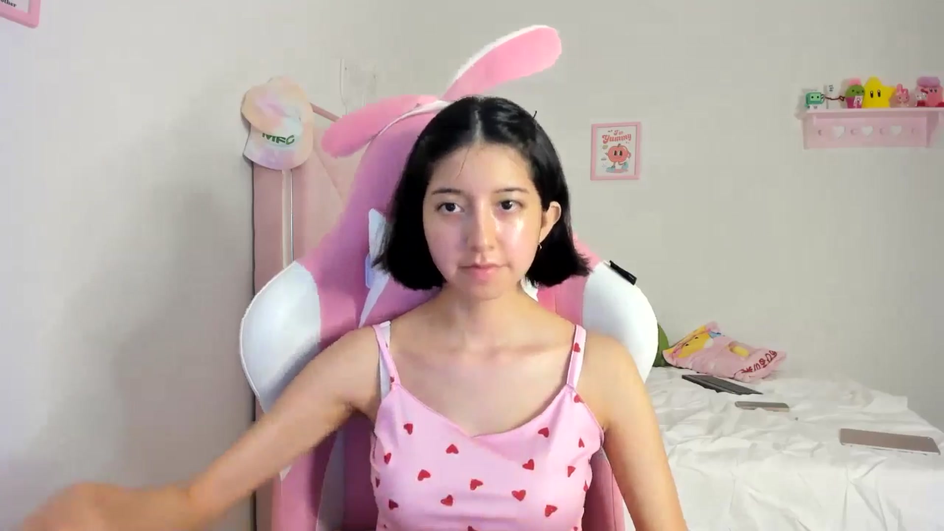 Gallery image thumbnail from Cherrycute666's myfreecams stream on, 05/30/2024, 23:01 image 18 of 20