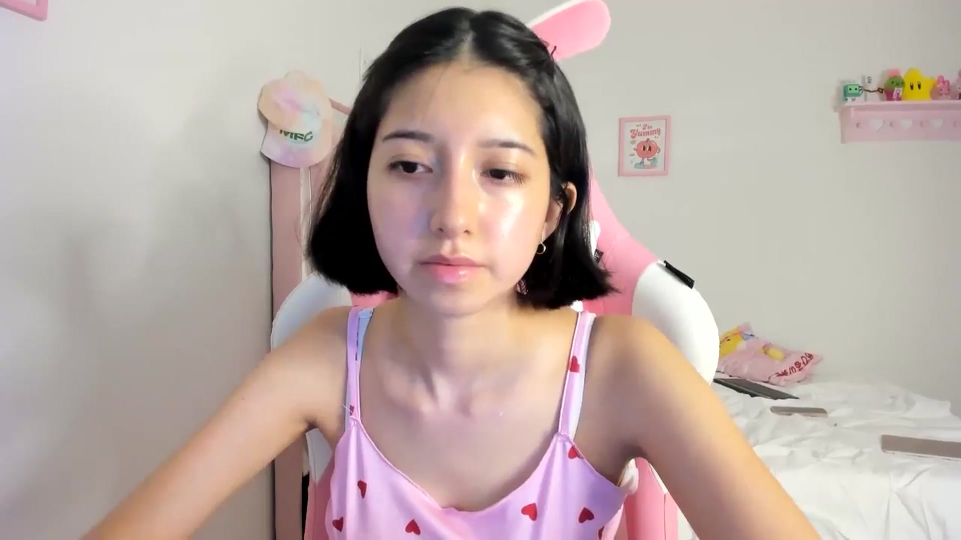 Gallery image thumbnail from Cherrycute666's myfreecams stream on, 05/30/2024, 23:01 image 14 of 20