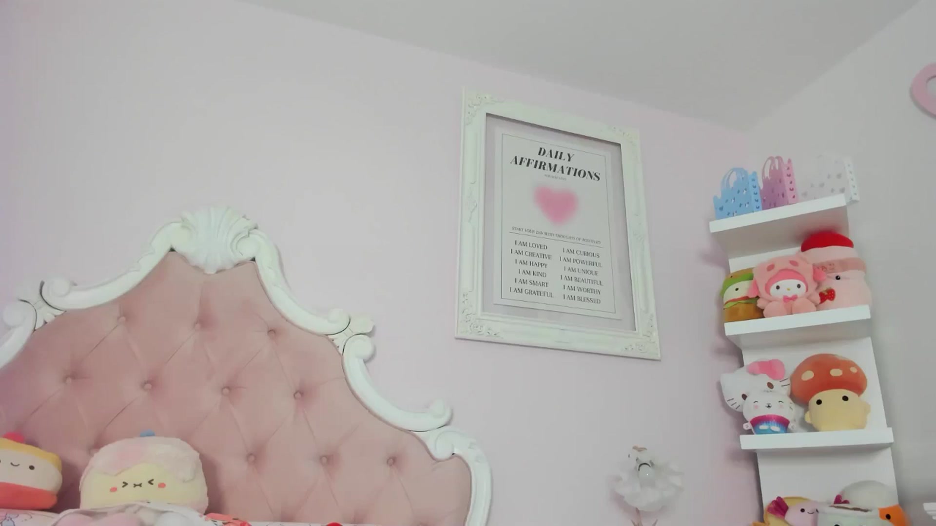 Gallery image thumbnail from Cherrycute666's myfreecams stream on, 05/30/2024, 23:28 image 1 of 20