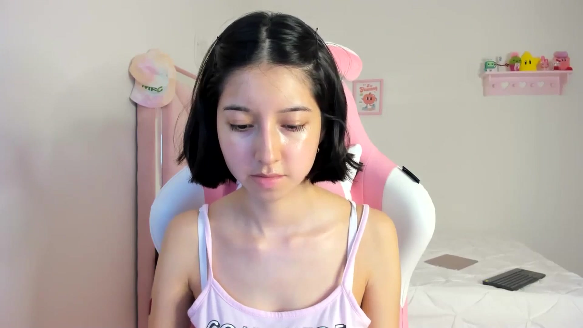Gallery image thumbnail from Cherrycute666's myfreecams stream on, 05/31/2024, 02:22 image 2 of 20
