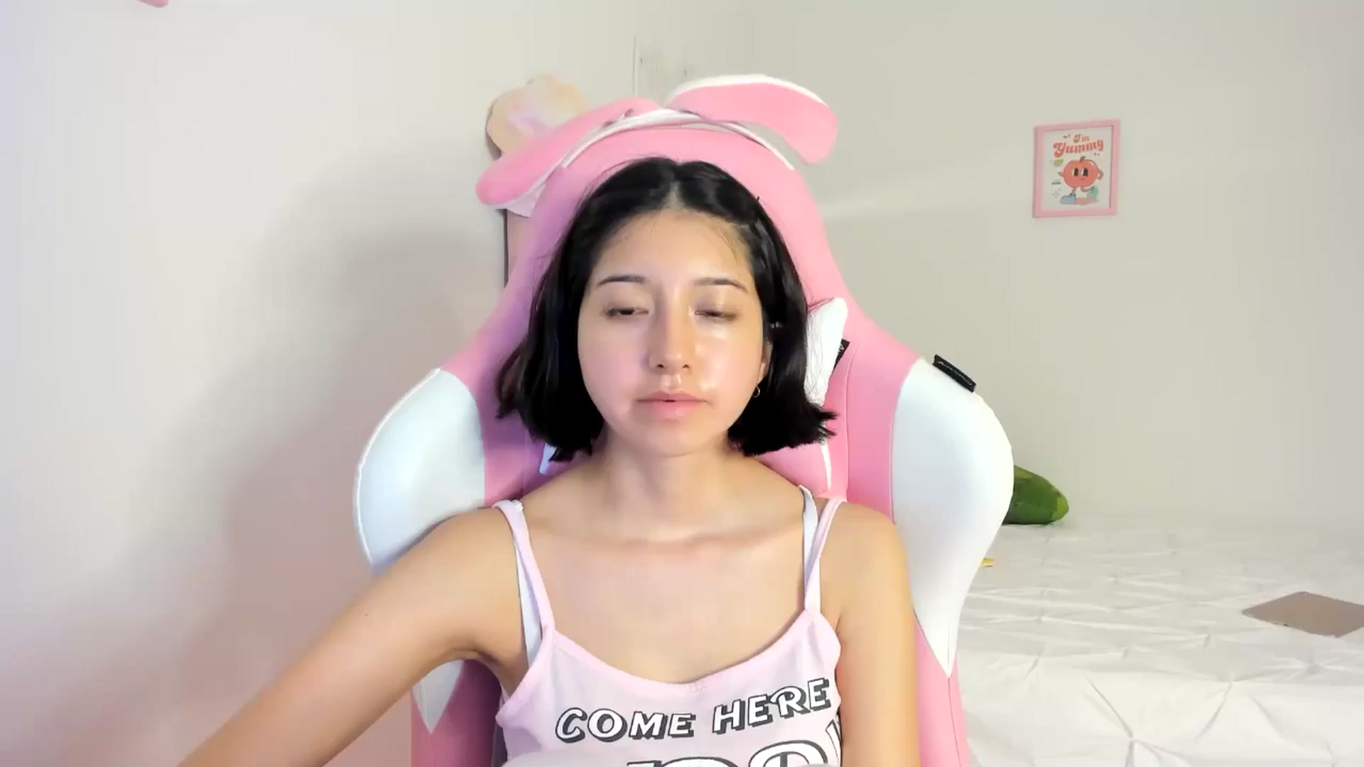 Gallery image thumbnail from Cherrycute666's myfreecams stream on, 05/31/2024, 03:27 image 3 of 20