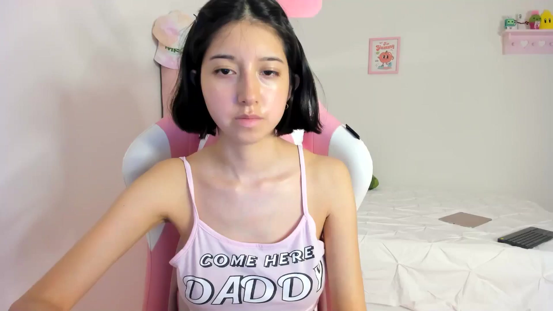Gallery image thumbnail from Cherrycute666's myfreecams stream on, 05/31/2024, 07:06 image 19 of 20