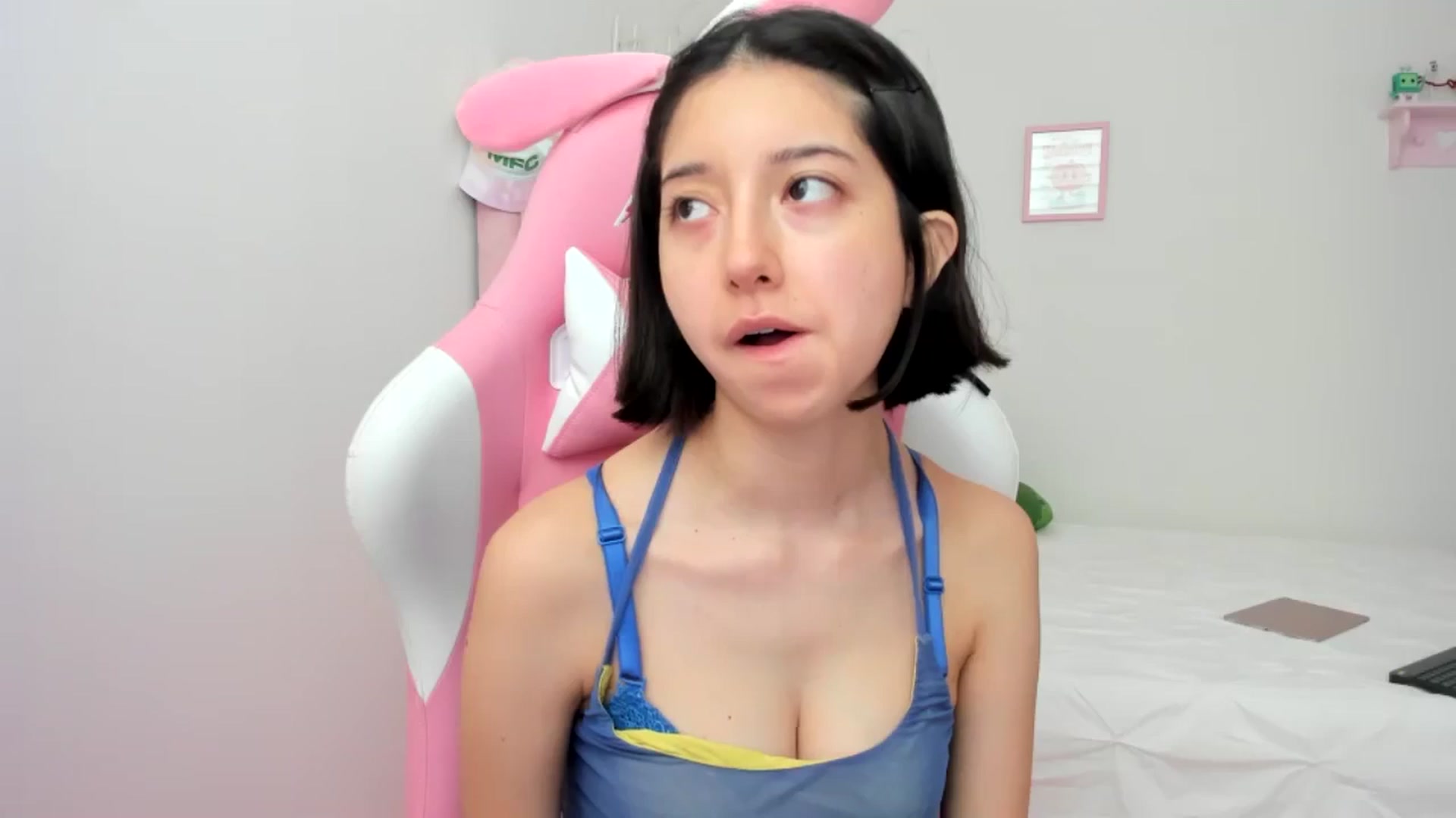 Gallery image thumbnail from Cherrycute666's myfreecams stream on, 05/31/2024, 23:44 image 2 of 20