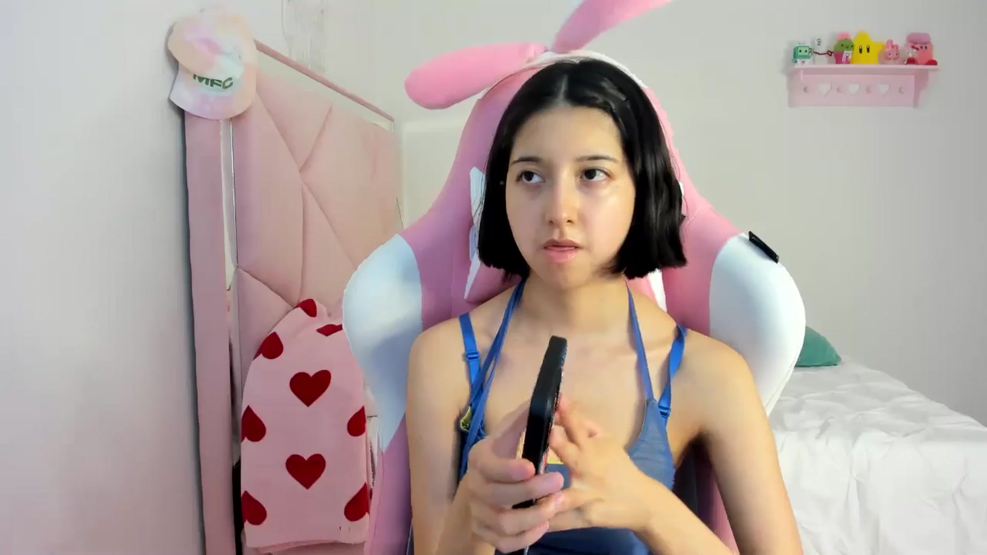 Gallery image thumbnail from Cherrycute666's myfreecams stream on, 06/01/2024, 14:08 image 2 of 20