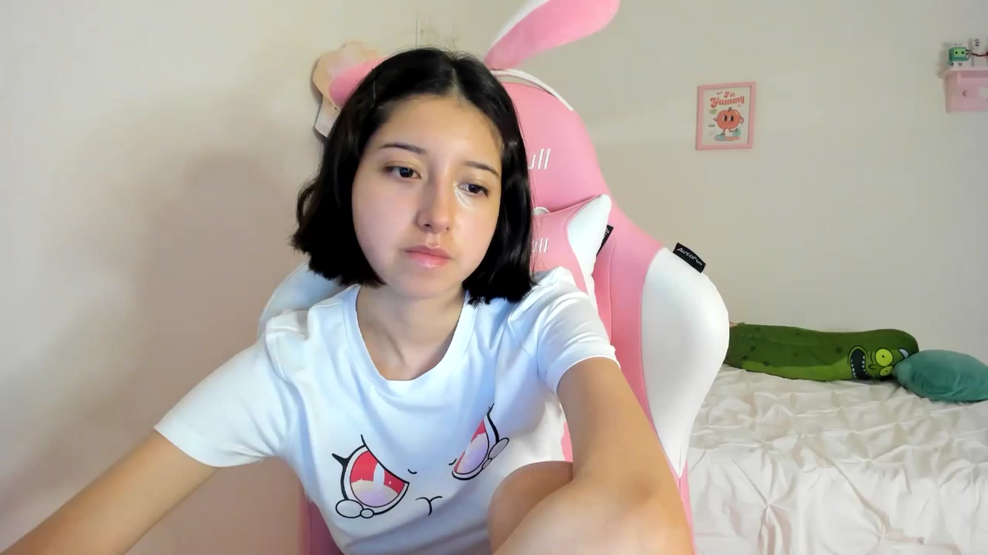 Gallery image thumbnail from Cherrycute666's myfreecams stream on, 06/02/2024, 02:15 image 15 of 20