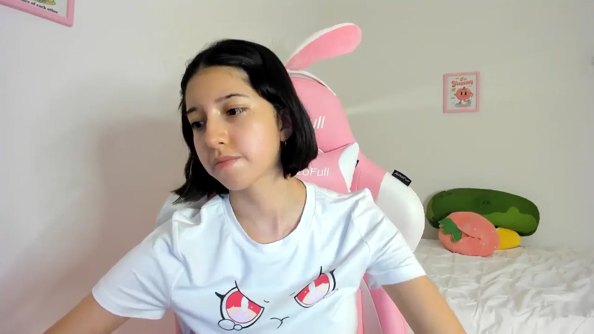 Gallery image thumbnail from Cherrycute666's myfreecams stream on, 06/02/2024, 07:51 image 8 of 20