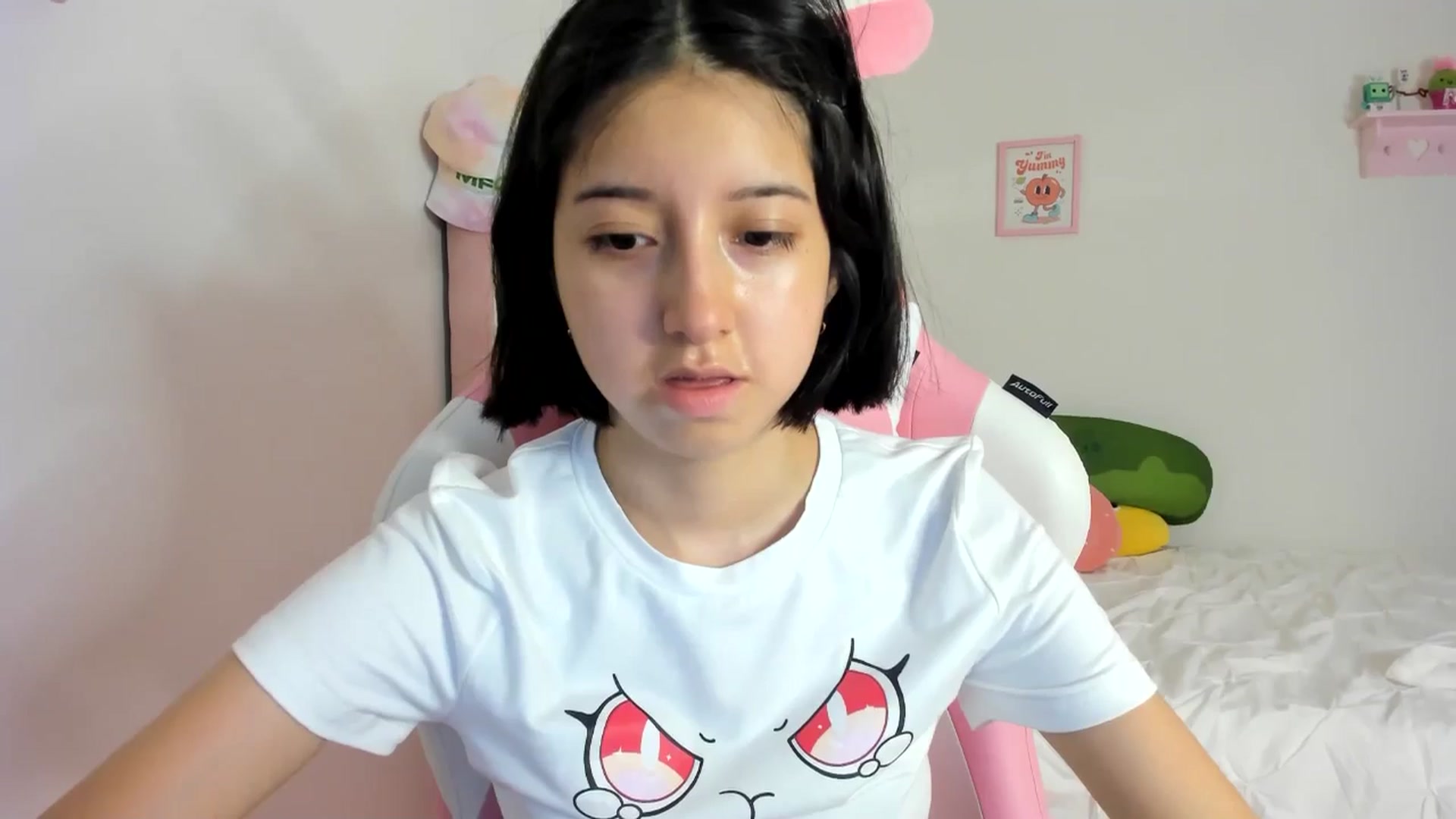 Gallery image thumbnail from Cherrycute666's myfreecams stream on, 06/02/2024, 11:30 image 3 of 20