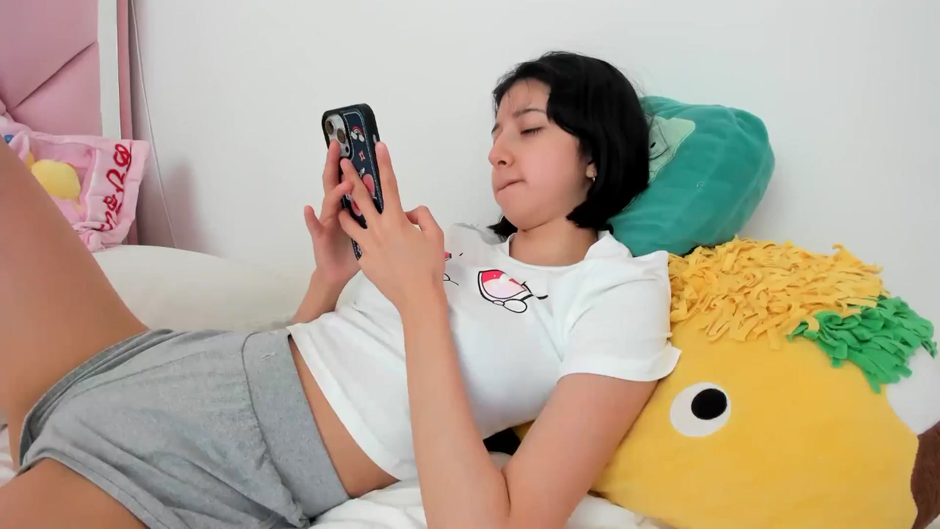 Gallery image thumbnail from Cherrycute666's myfreecams stream on, 06/02/2024, 16:11 image 18 of 20