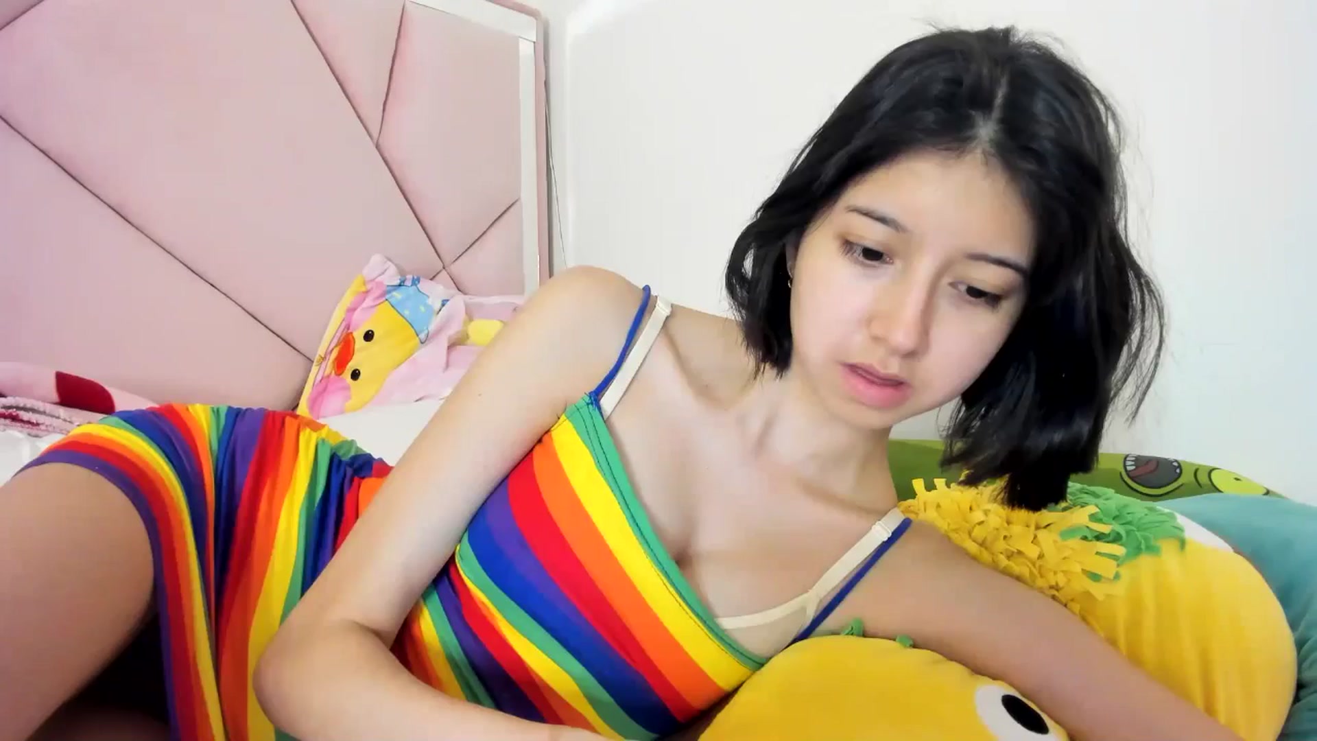 Gallery image thumbnail from Cherrycute666's myfreecams stream on, 06/03/2024, 03:01 image 8 of 20