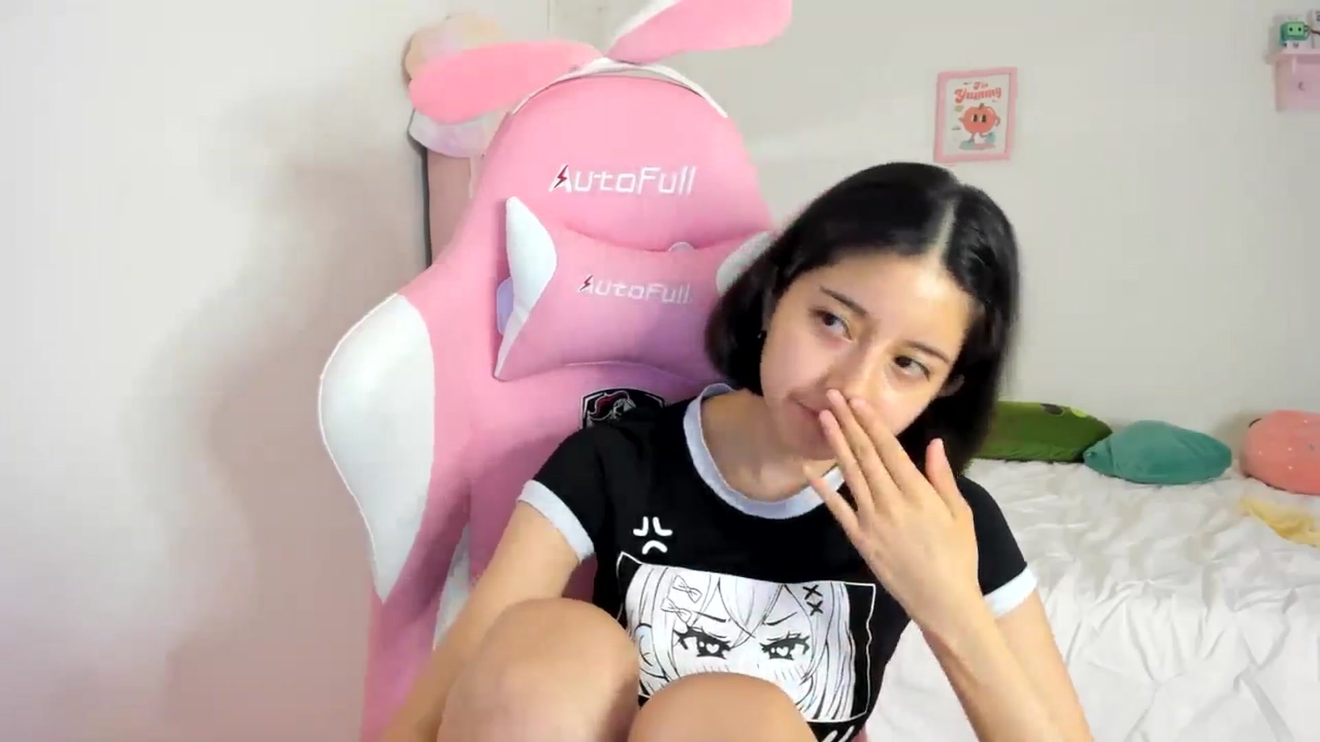 Gallery image thumbnail from Cherrycute666's myfreecams stream on, 06/03/2024, 08:21 image 12 of 20