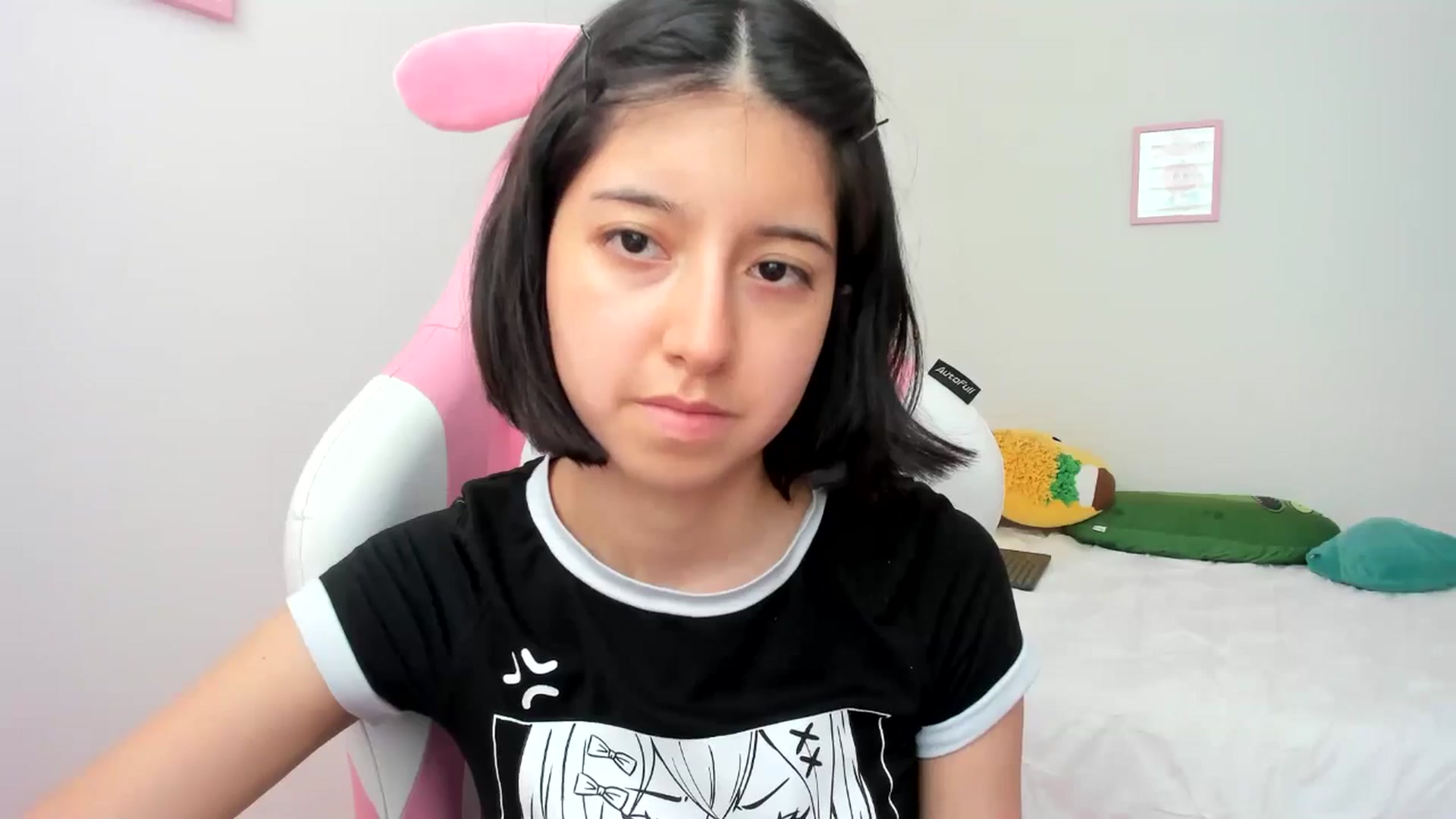 Gallery image thumbnail from Cherrycute666's myfreecams stream on, 06/03/2024, 20:22 image 20 of 20