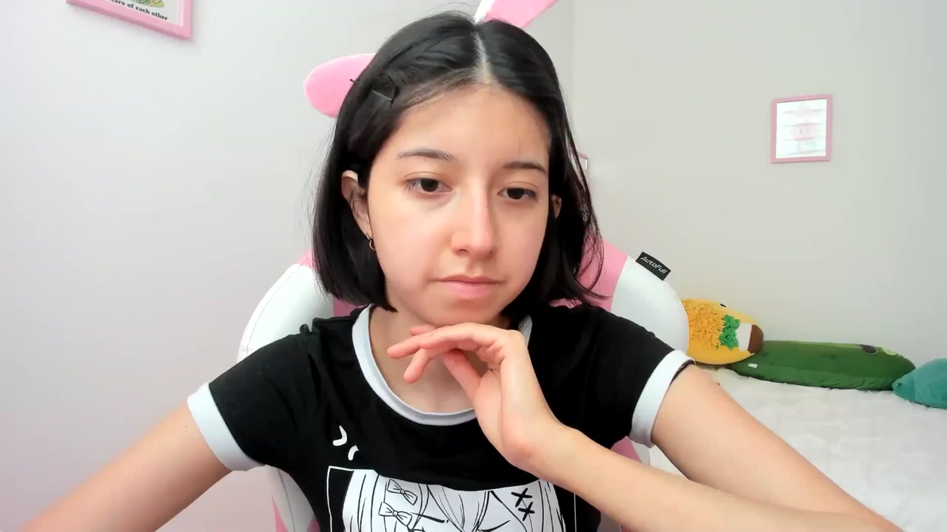 Gallery image thumbnail from Cherrycute666's myfreecams stream on, 06/03/2024, 21:35 image 19 of 20