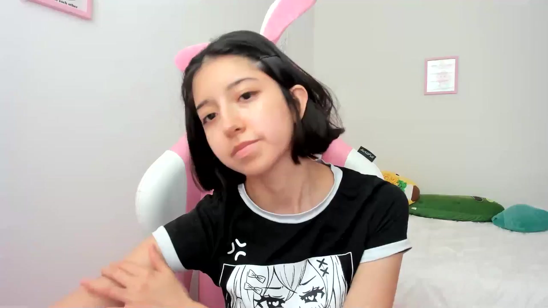 Gallery image thumbnail from Cherrycute666's myfreecams stream on, 06/03/2024, 21:35 image 5 of 20