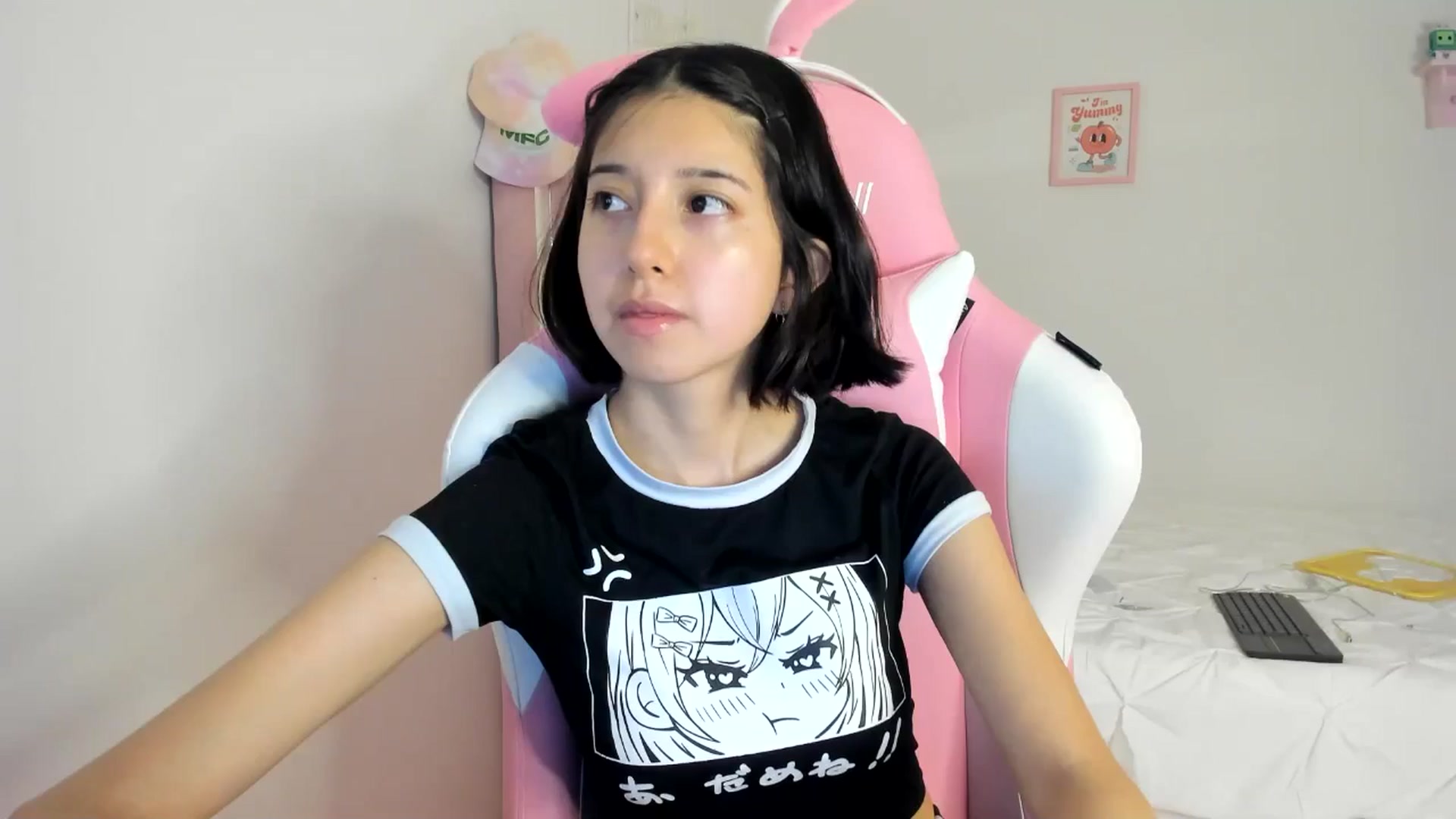 Gallery image thumbnail from Cherrycute666's myfreecams stream on, 06/04/2024, 02:04 image 20 of 20