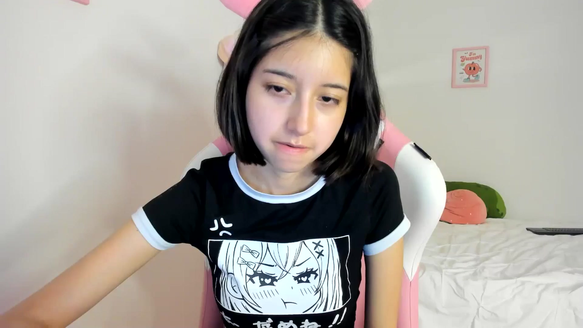 Gallery image thumbnail from Cherrycute666's myfreecams stream on, 06/04/2024, 06:43 image 9 of 20