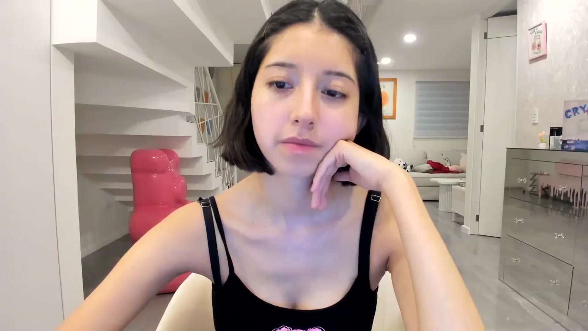 Gallery image thumbnail from Cherrycute666's myfreecams stream on, 06/06/2024, 04:59 image 13 of 20