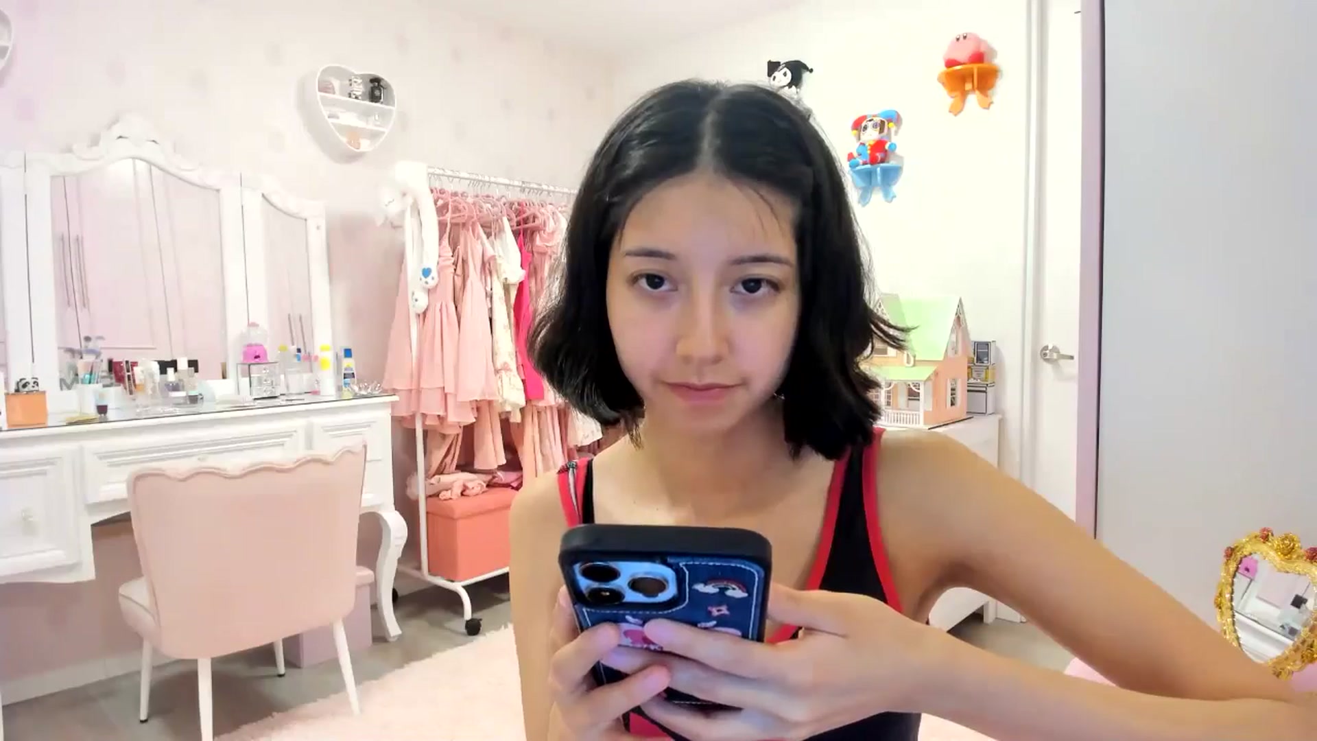 Gallery image thumbnail from Cherrycute666's myfreecams stream on, 06/07/2024, 05:21 image 6 of 20