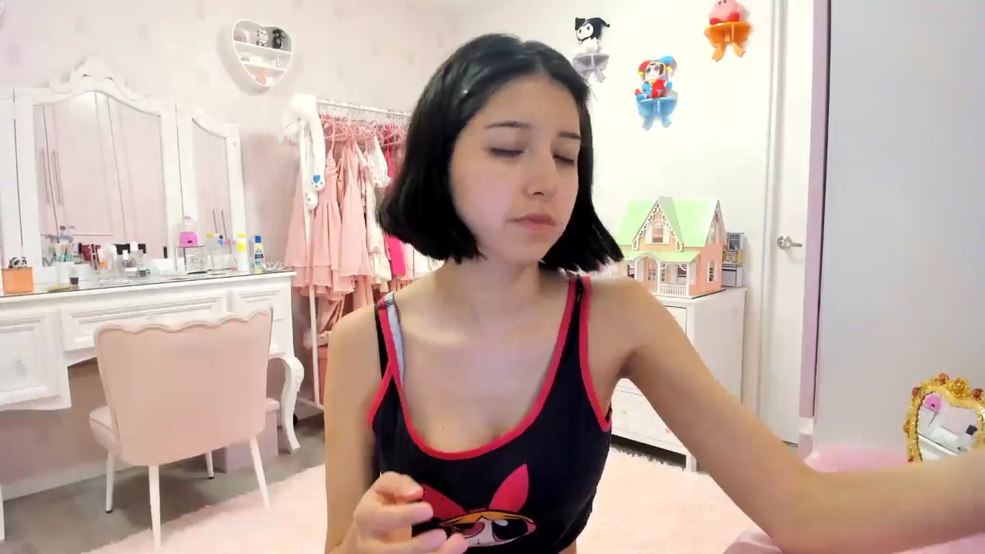 Gallery image thumbnail from Cherrycute666's myfreecams stream on, 06/07/2024, 05:21 image 3 of 20