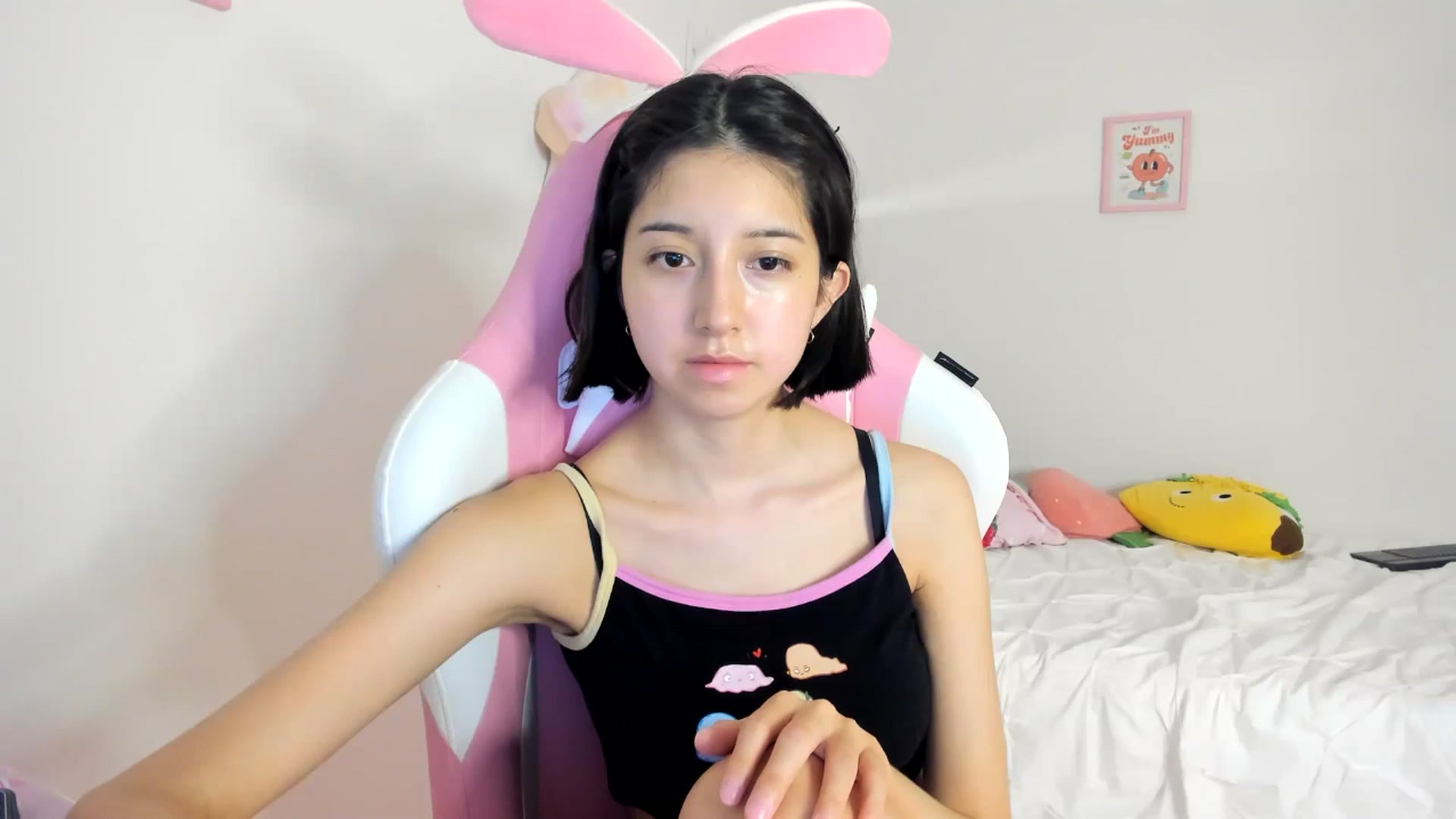 Gallery image thumbnail from Cherrycute666's myfreecams stream on, 06/08/2024, 04:23 image 8 of 20