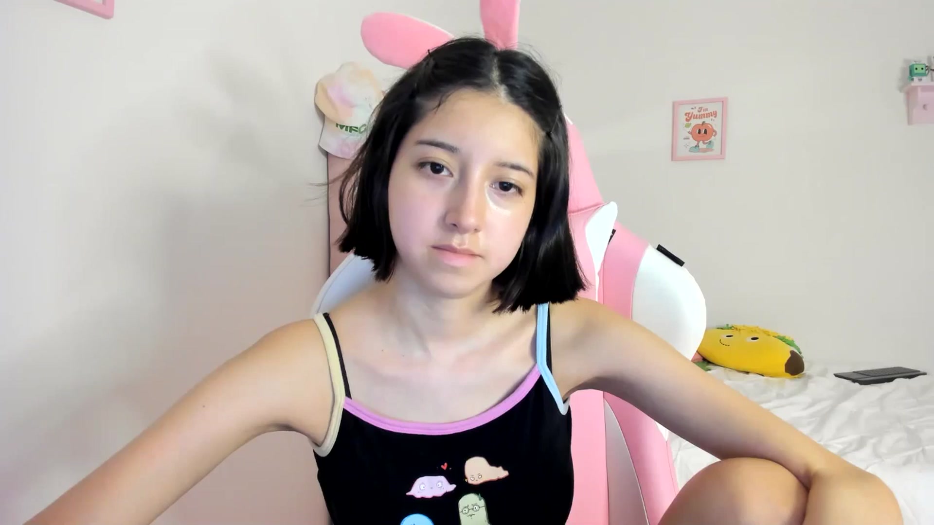 Gallery image thumbnail from Cherrycute666's myfreecams stream on, 06/08/2024, 05:47 image 6 of 20