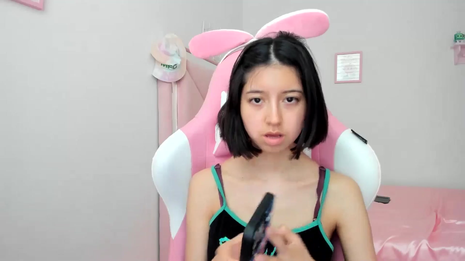 Gallery image thumbnail from Cherrycute666's myfreecams stream on, 06/09/2024, 01:19 image 12 of 20