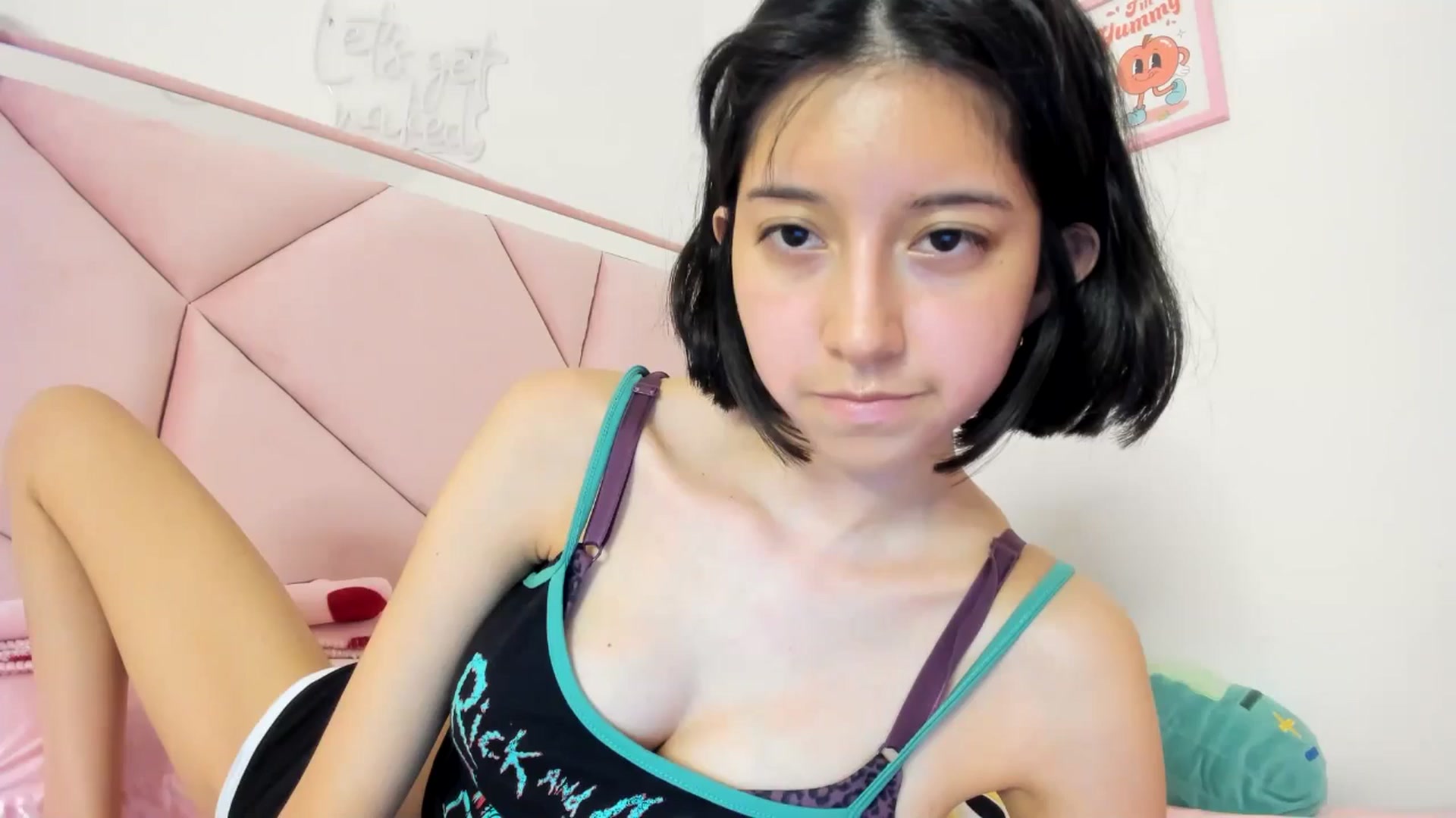 Gallery image thumbnail from Cherrycute666's myfreecams stream on, 06/09/2024, 04:46 image 18 of 20