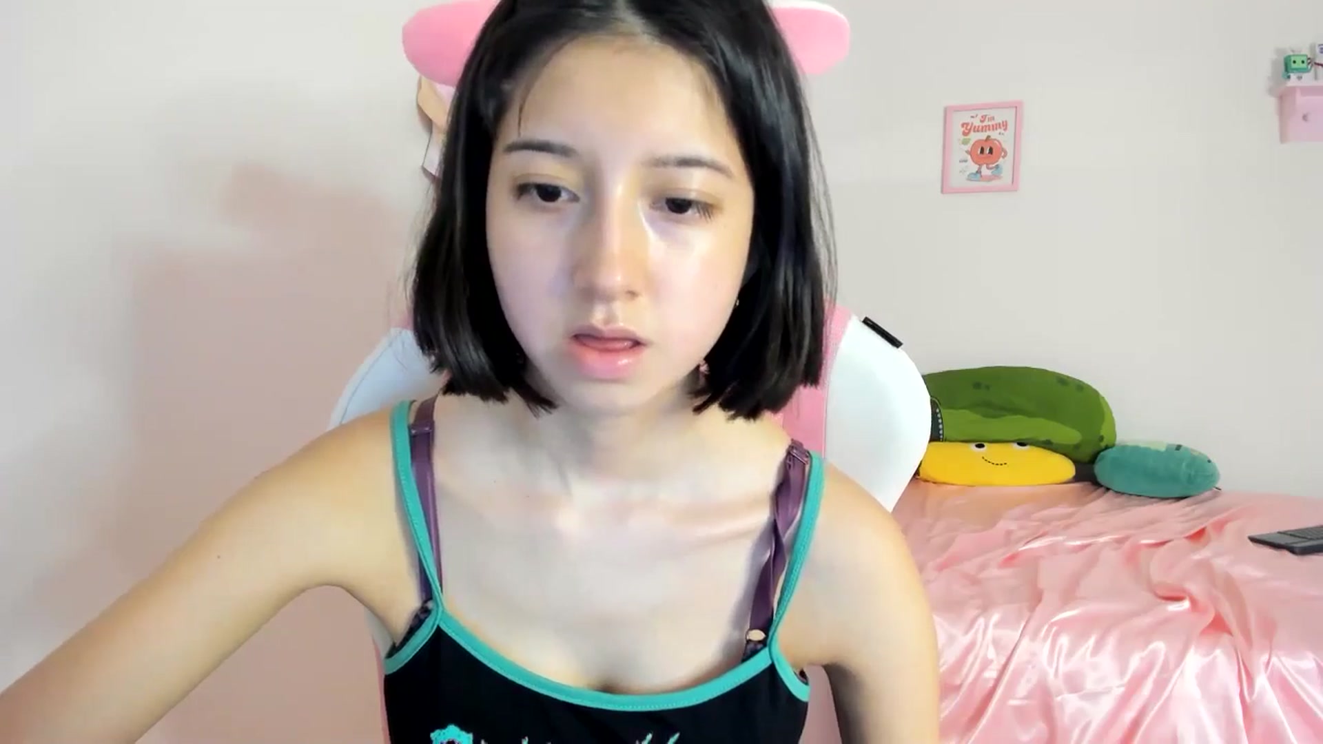 Gallery image thumbnail from Cherrycute666's myfreecams stream on, 06/09/2024, 06:26 image 2 of 20