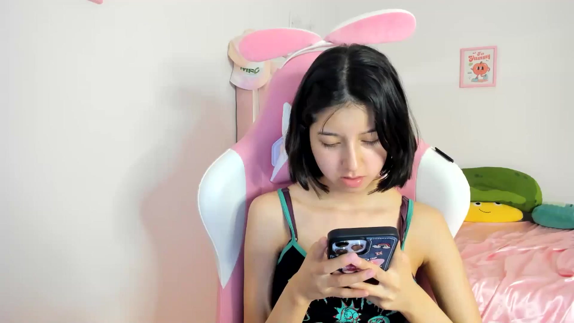 Gallery image thumbnail from Cherrycute666's myfreecams stream on, 06/09/2024, 06:26 image 18 of 20