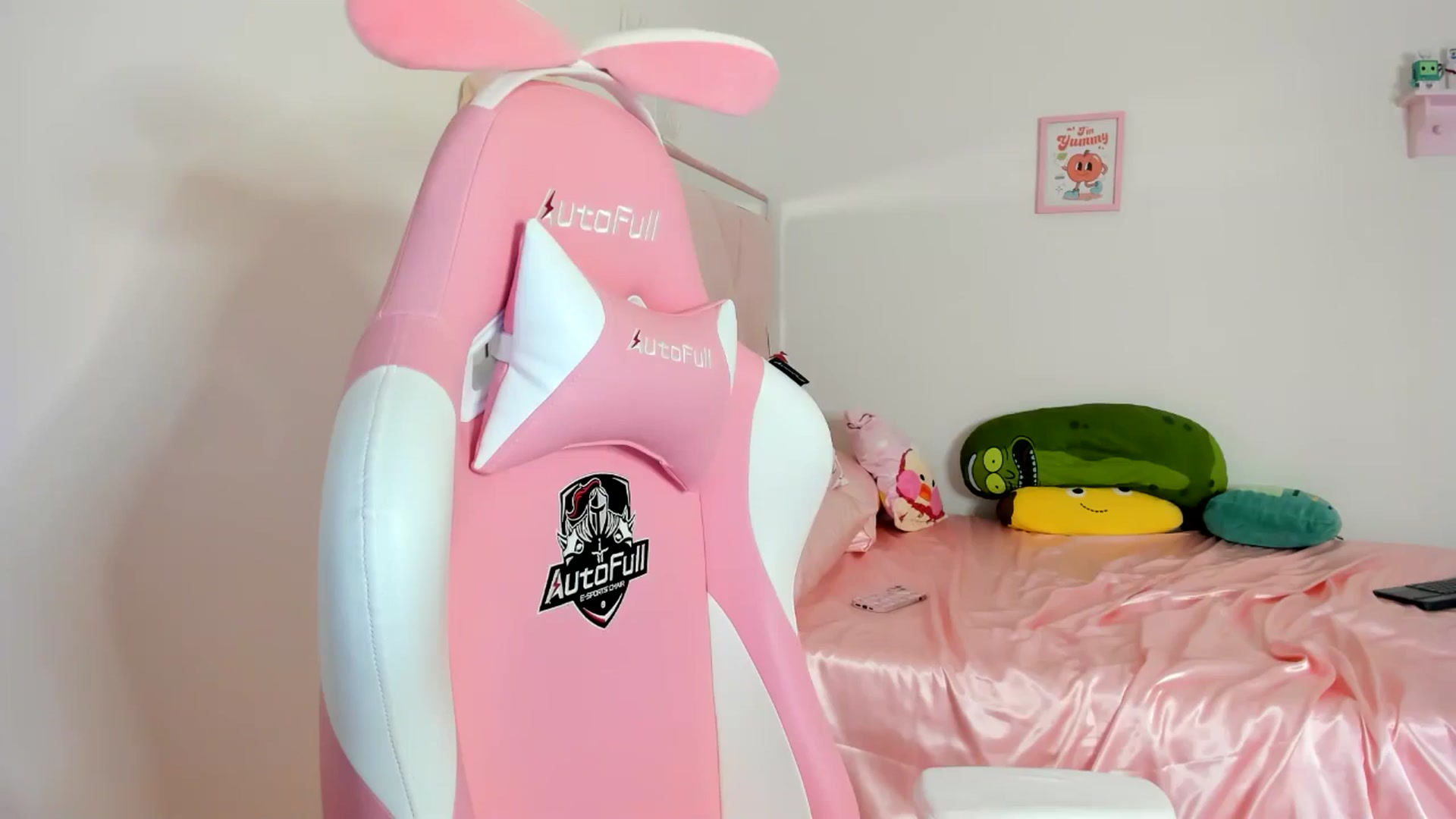 Gallery image thumbnail from Cherrycute666's myfreecams stream on, 06/09/2024, 06:26 image 3 of 20
