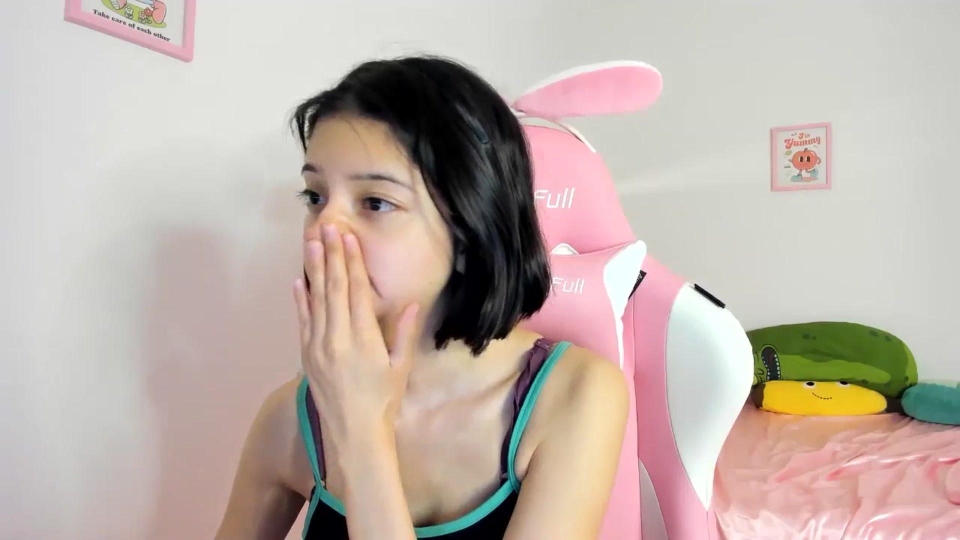 Gallery image thumbnail from Cherrycute666's myfreecams stream on, 06/09/2024, 08:22 image 2 of 20