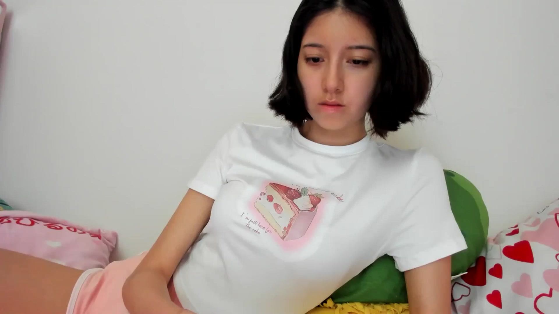 Gallery image thumbnail from Cherrycute666's myfreecams stream on, 06/09/2024, 22:17 image 12 of 20