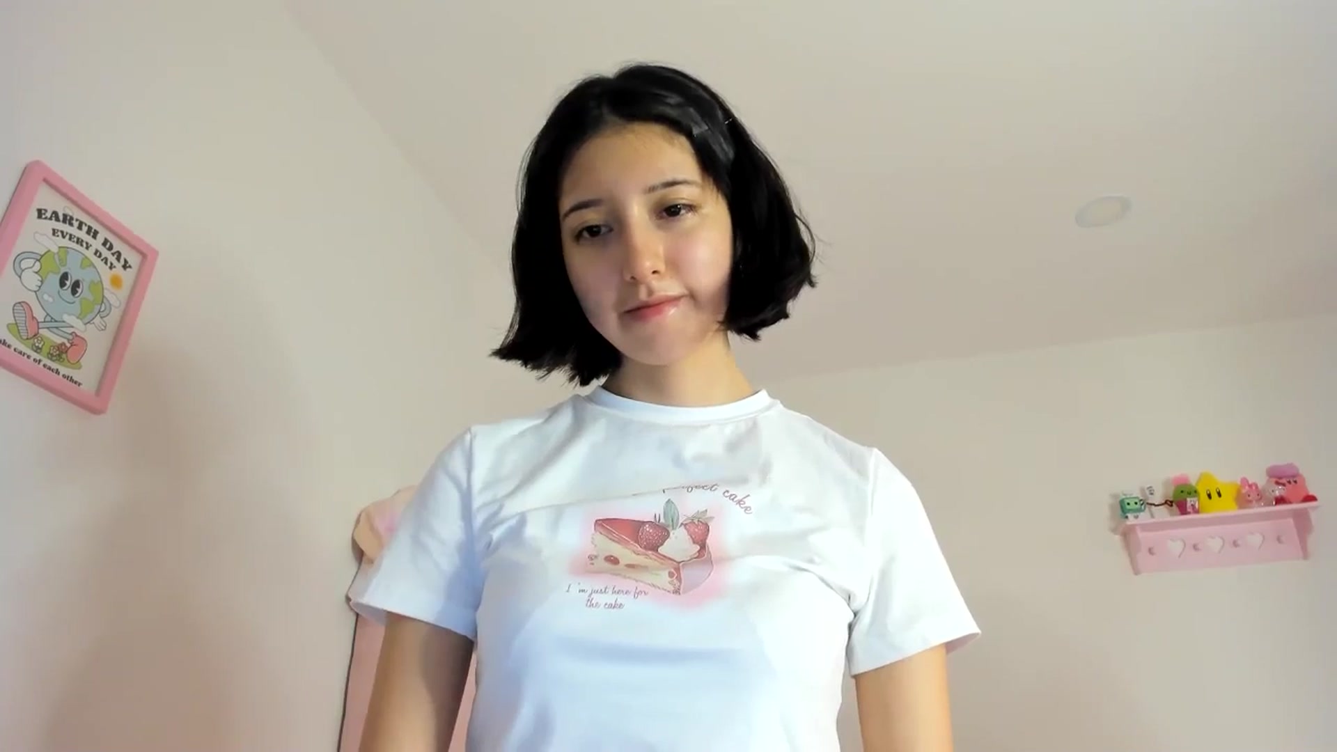 Gallery image thumbnail from Cherrycute666's myfreecams stream on, 06/10/2024, 07:37 image 20 of 20
