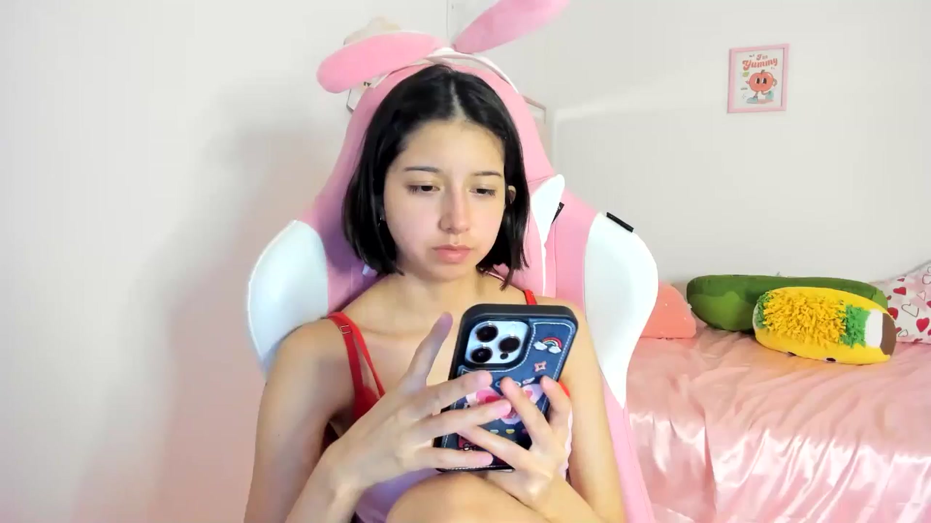 Gallery image thumbnail from Cherrycute666's myfreecams stream on, 06/12/2024, 06:03 image 1 of 20