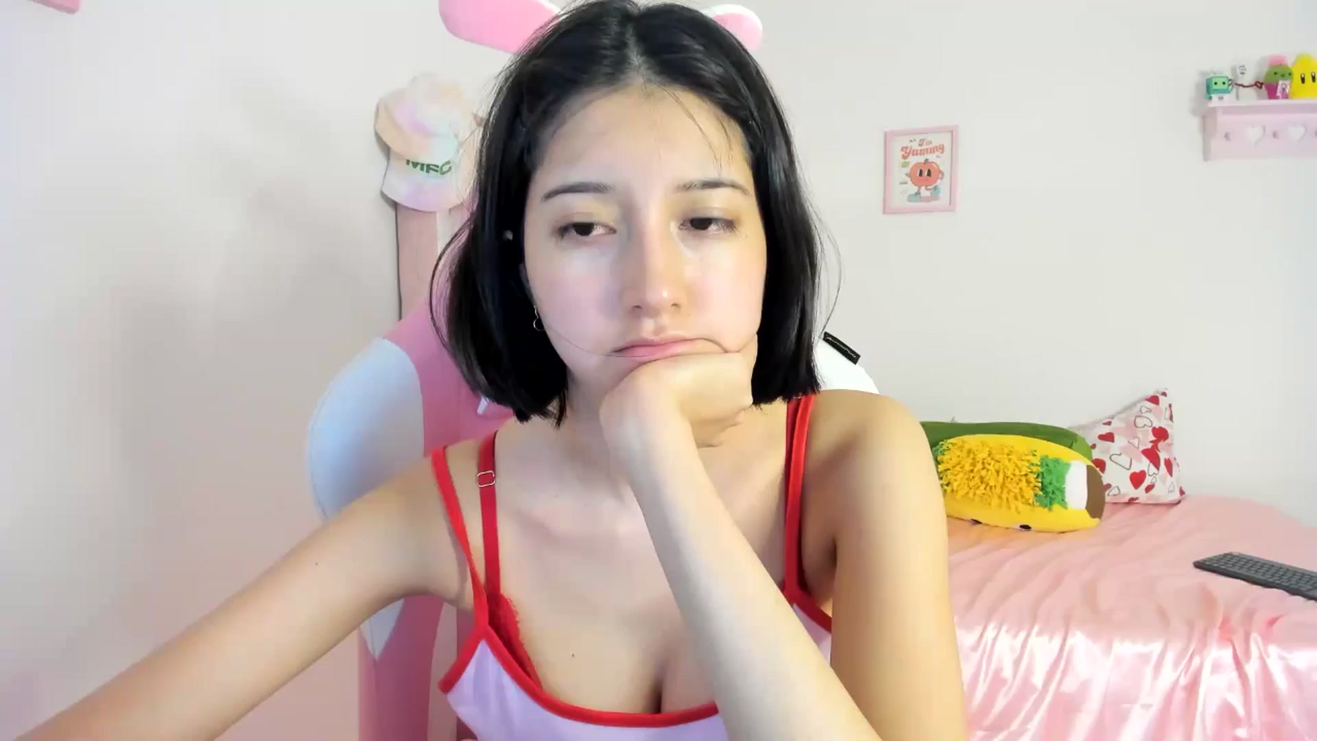 Gallery image thumbnail from Cherrycute666's myfreecams stream on, 06/12/2024, 06:49 image 4 of 20