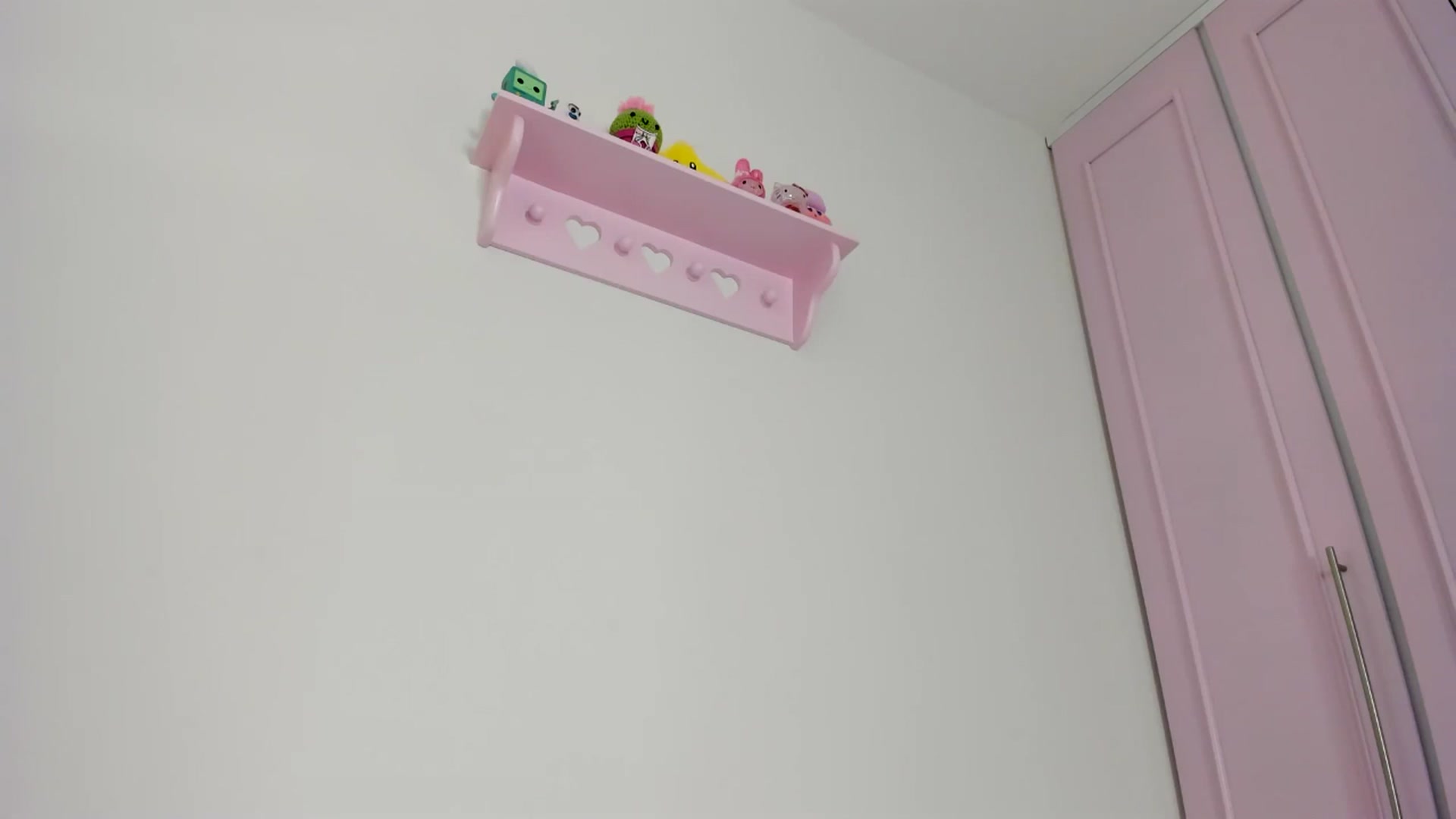 Gallery image thumbnail from Cherrycute666's myfreecams stream on, 06/13/2024, 10:45 image 20 of 20