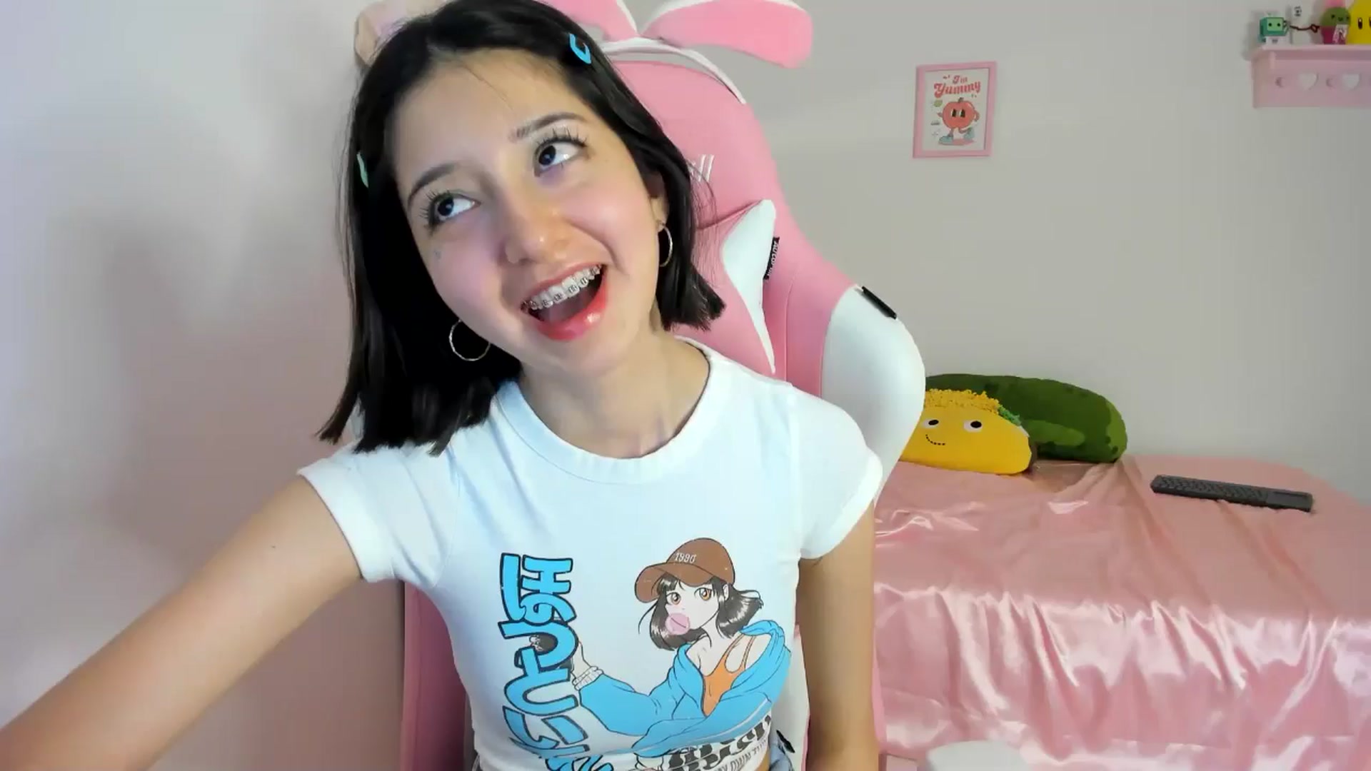 Gallery image thumbnail from Cherrycute666's myfreecams stream on, 06/13/2024, 10:45 image 1 of 20