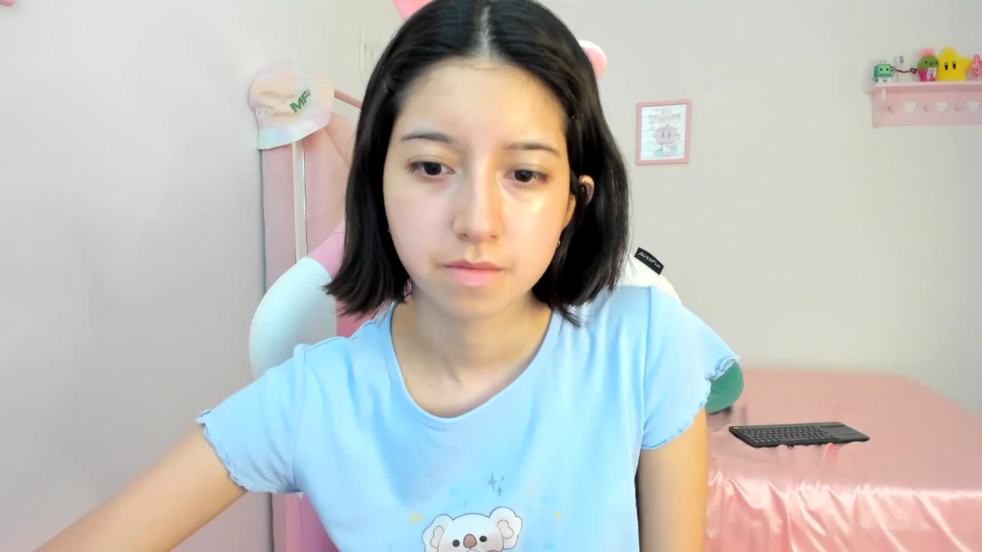 Gallery image thumbnail from Cherrycute666's myfreecams stream on, 06/15/2024, 23:54 image 4 of 20