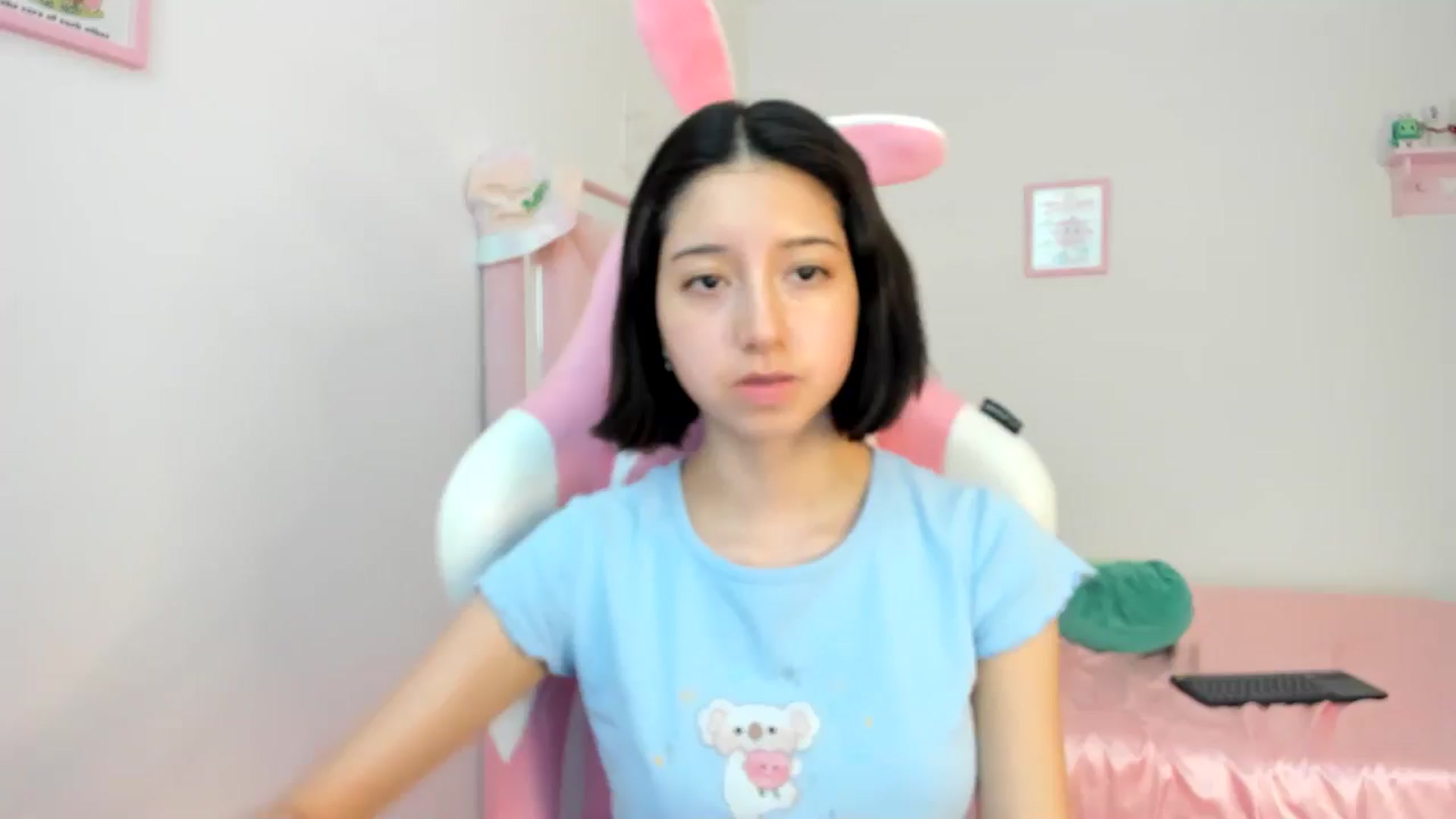 Gallery image thumbnail from Cherrycute666's myfreecams stream on, 06/15/2024, 23:54 image 1 of 20