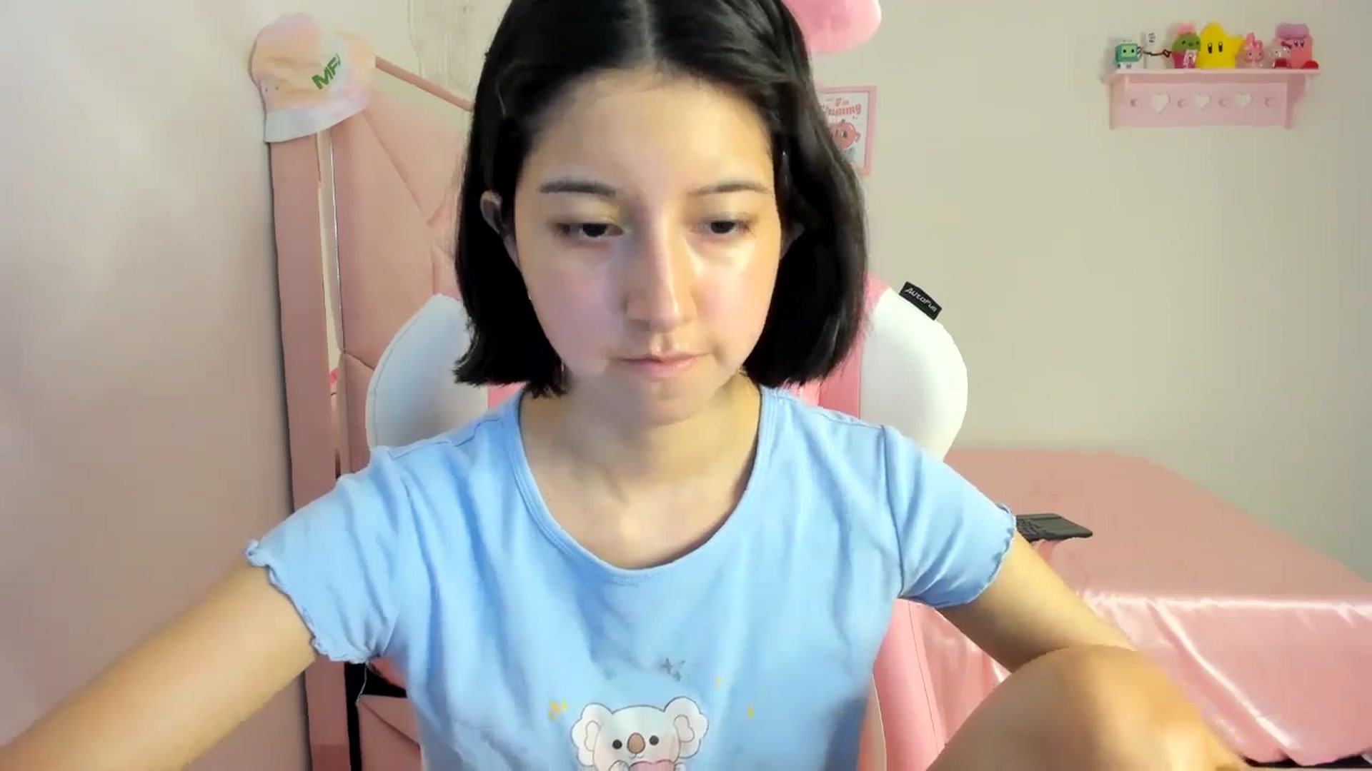 Gallery image thumbnail from Cherrycute666's myfreecams stream on, 06/16/2024, 02:01 image 4 of 20