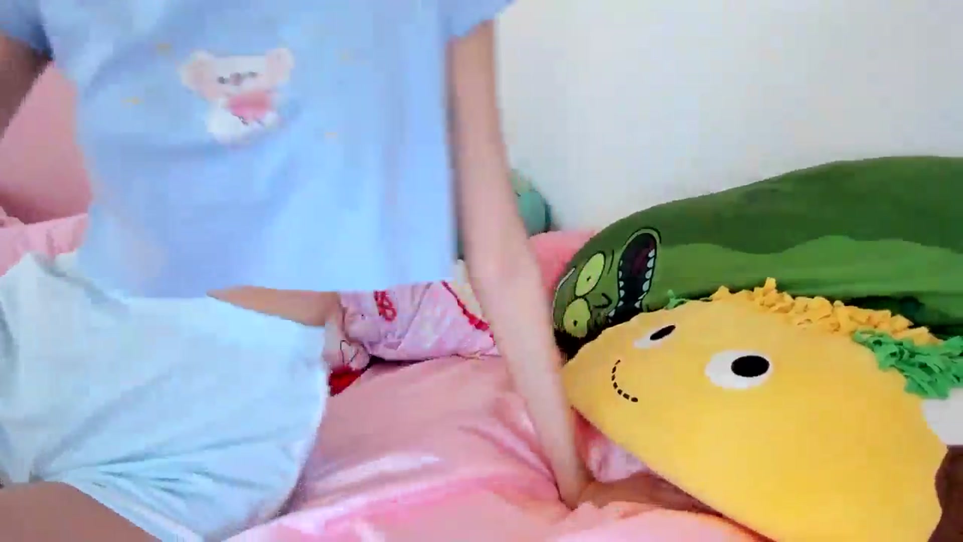 Gallery image thumbnail from Cherrycute666's myfreecams stream on, 06/16/2024, 14:31 image 10 of 20
