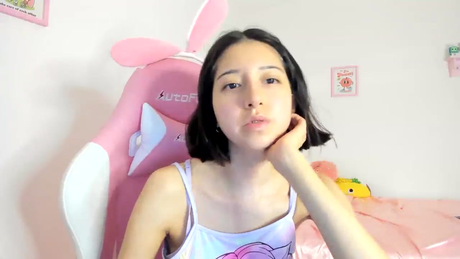 Gallery image thumbnail from Cherrycute666's myfreecams stream on, 06/20/2024, 05:06 image 5 of 20