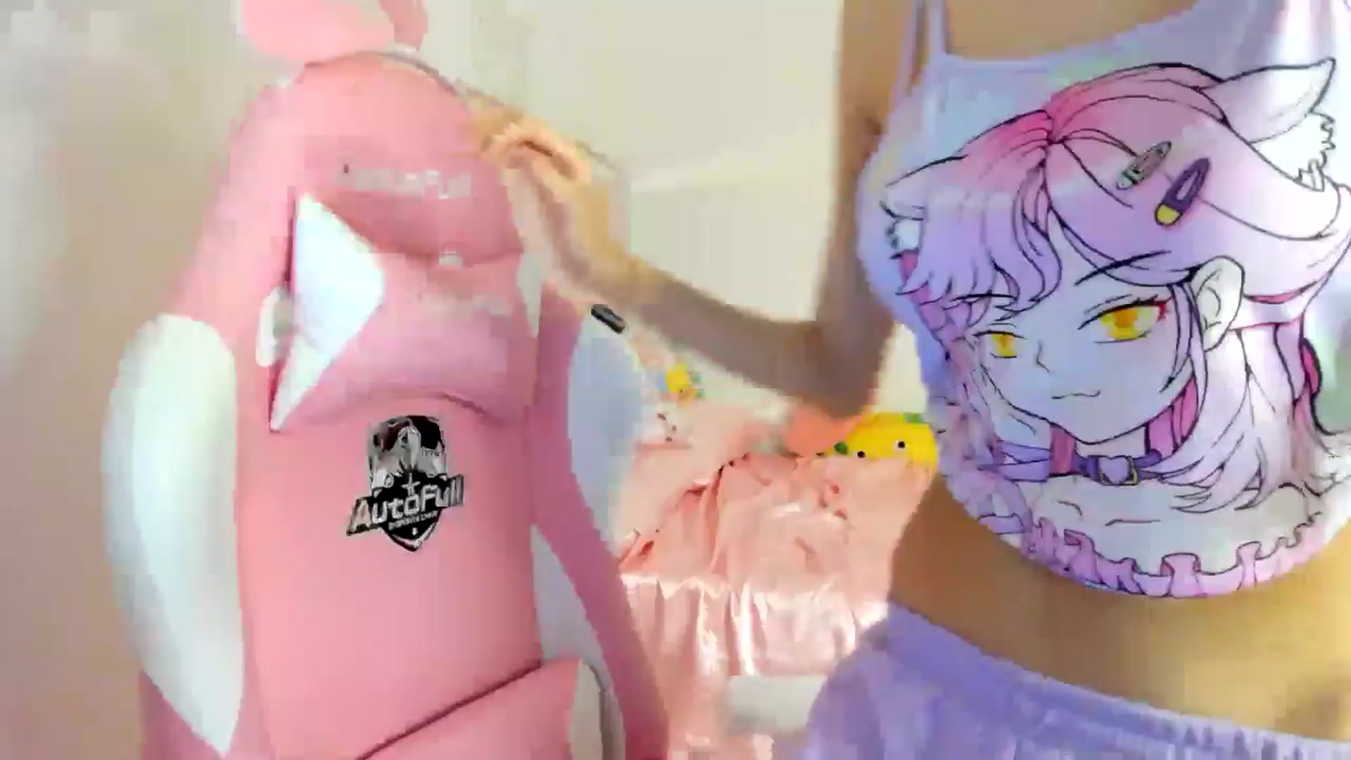 Gallery image thumbnail from Cherrycute666's myfreecams stream on, 06/20/2024, 05:06 image 2 of 20