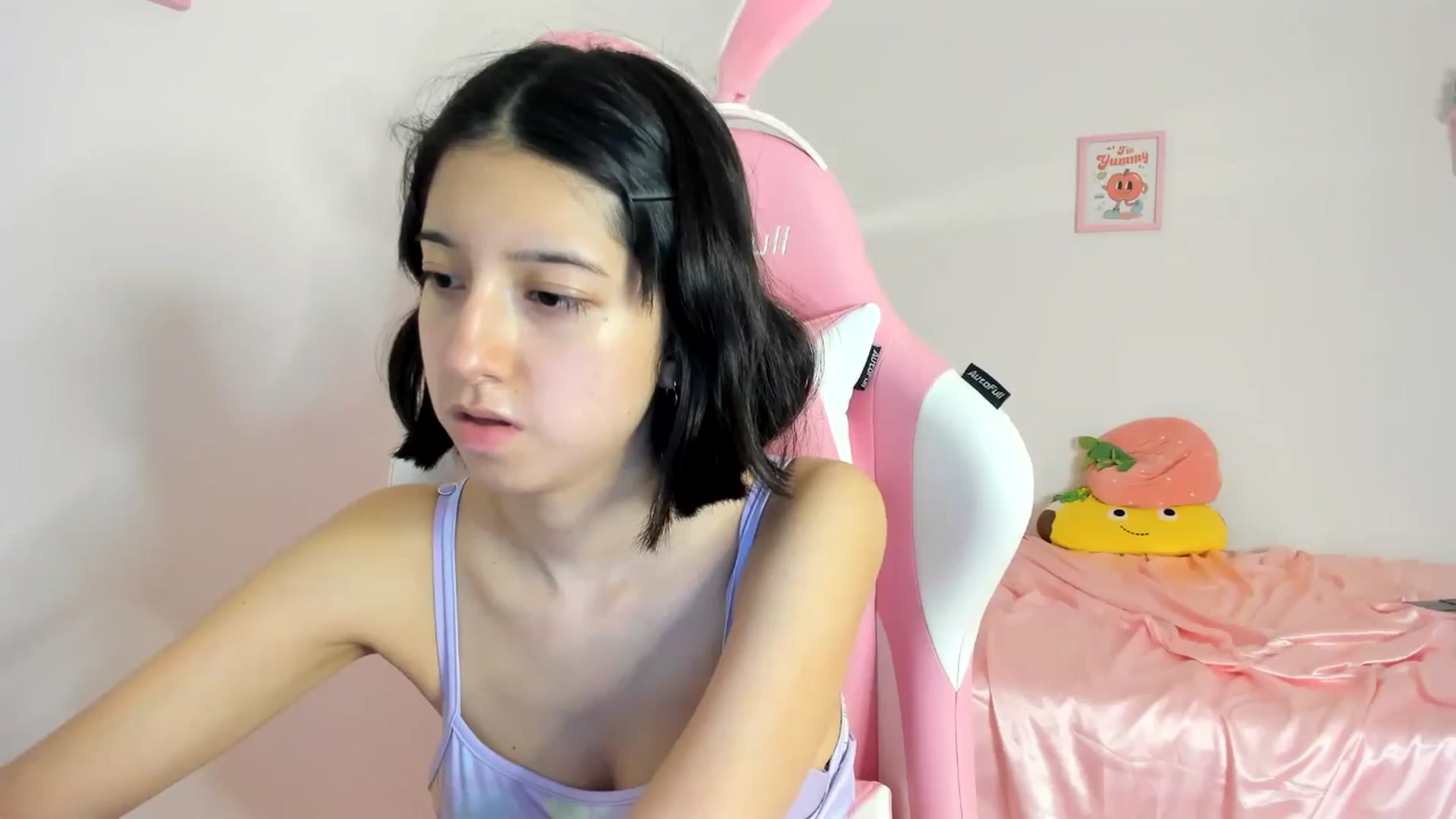 Gallery image thumbnail from Cherrycute666's myfreecams stream on, 06/20/2024, 09:08 image 8 of 20