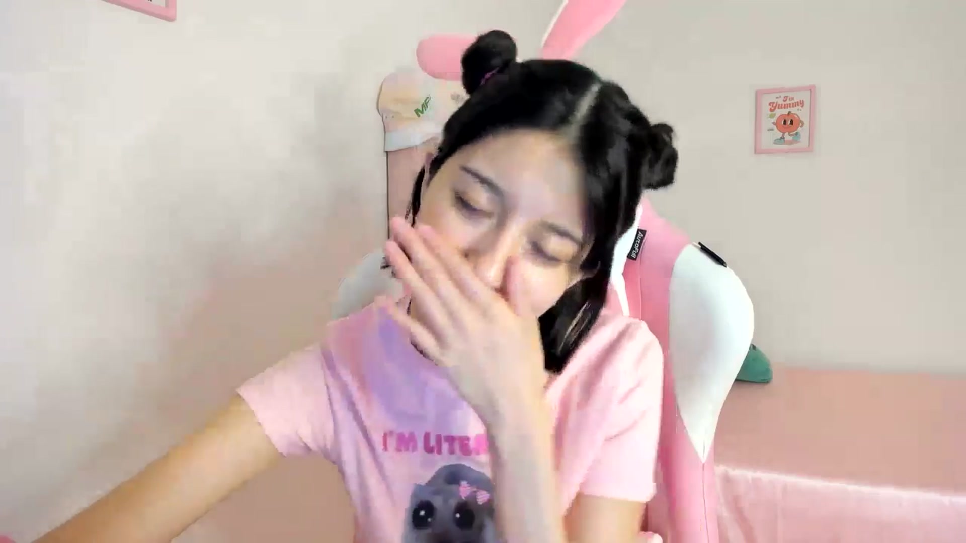 Gallery image thumbnail from Cherrycute666's myfreecams stream on, 06/22/2024, 03:53 image 7 of 20