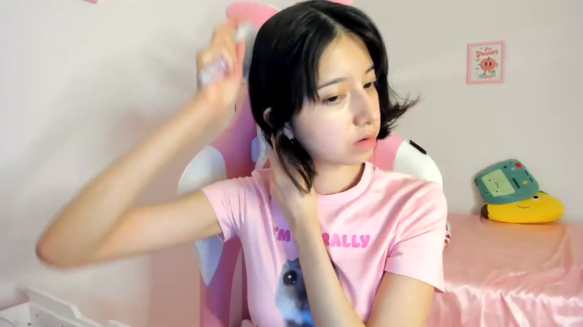 Gallery image thumbnail from Cherrycute666's myfreecams stream on, 06/22/2024, 08:38 image 9 of 20