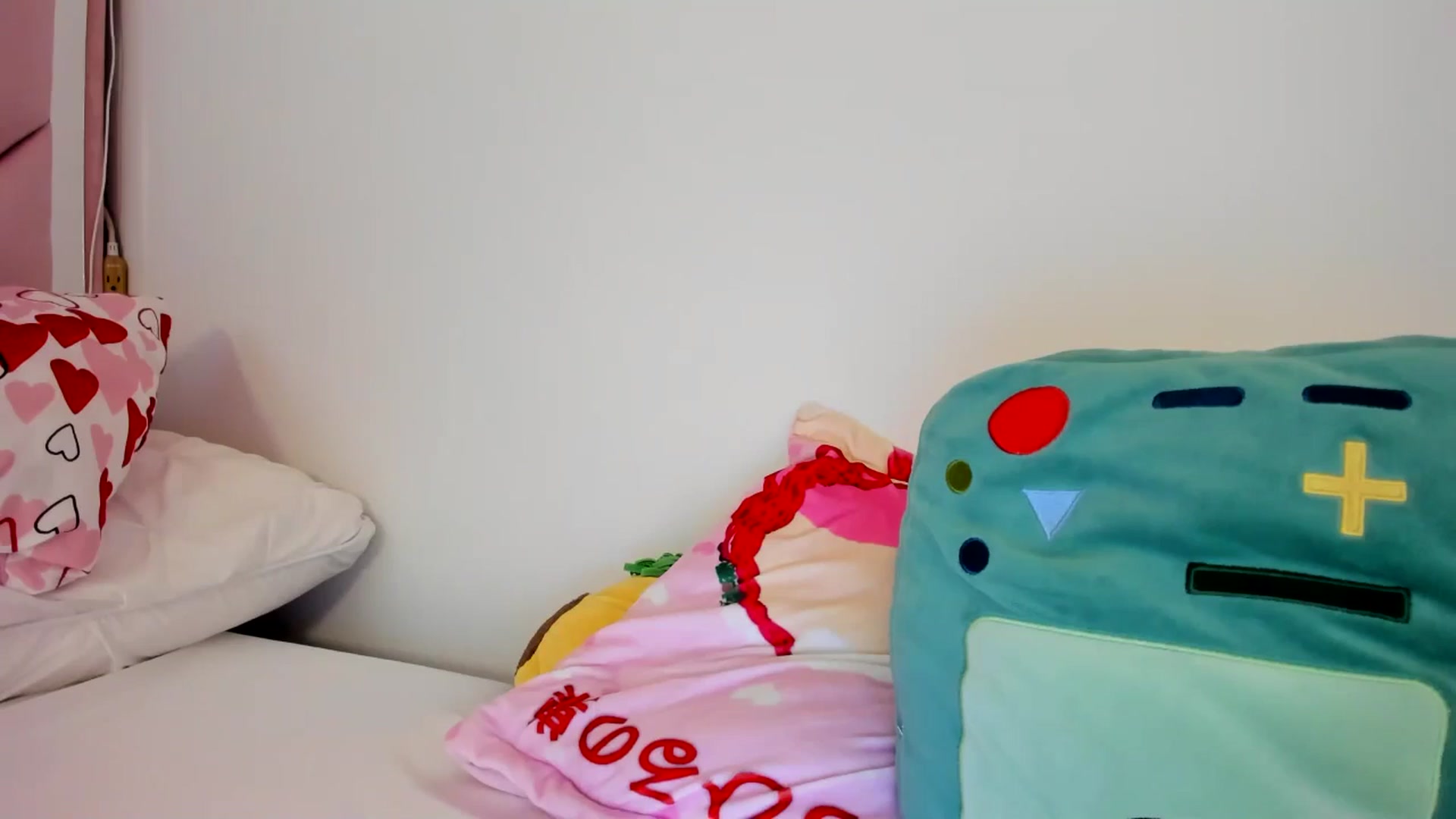 Gallery image thumbnail from Cherrycute666's myfreecams stream on, 06/23/2024, 13:16 image 17 of 20