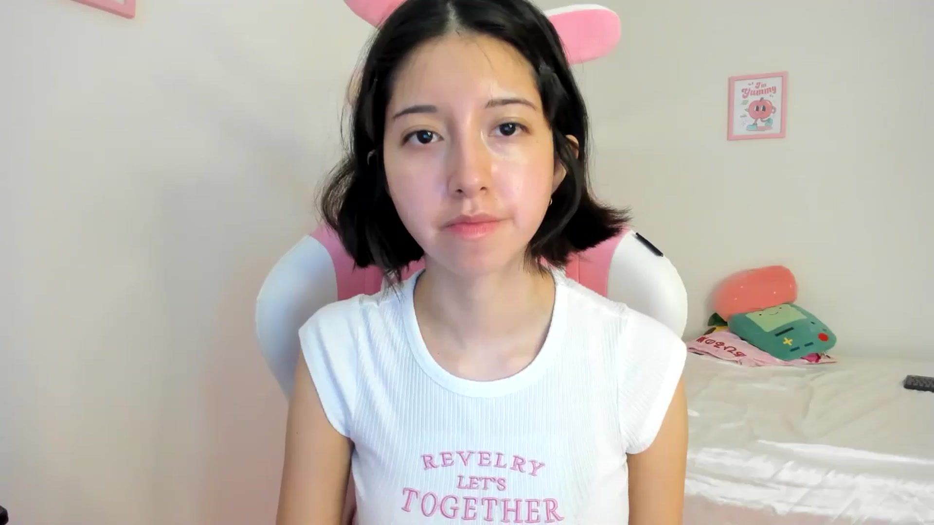 Gallery image thumbnail from Cherrycute666's myfreecams stream on, 06/23/2024, 23:37 image 19 of 20